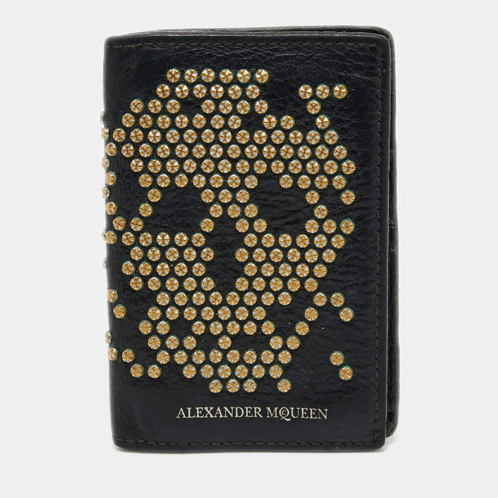 Pre Owned Alexander McQueen Black Leather Studded Skull Card Holder