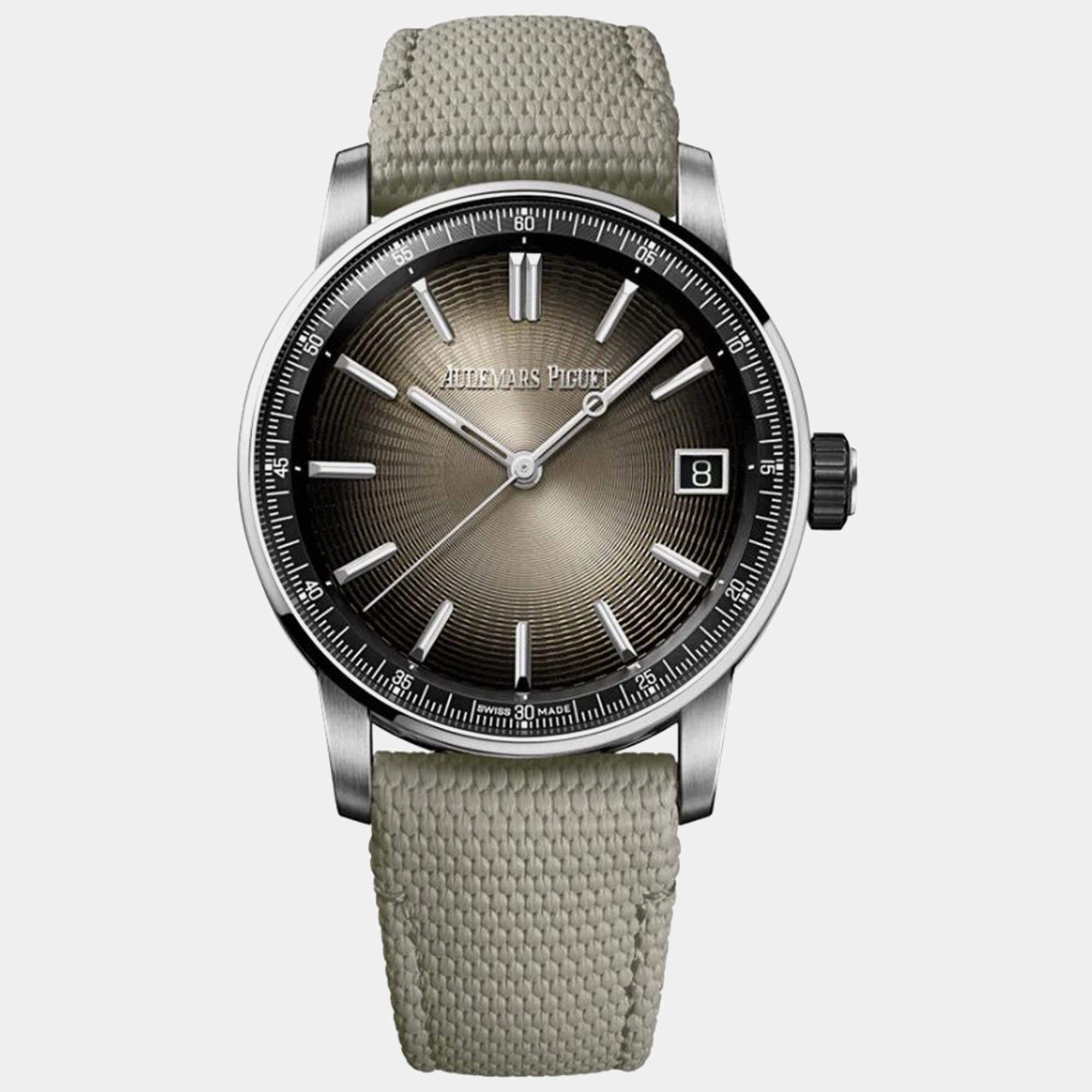 Pre Owned Audemars Piguet Code 11.59 15210Qt.Oo.A064Kb.01 Automatic Beige Stainless Steel Men's Wristwatch 41 mm  