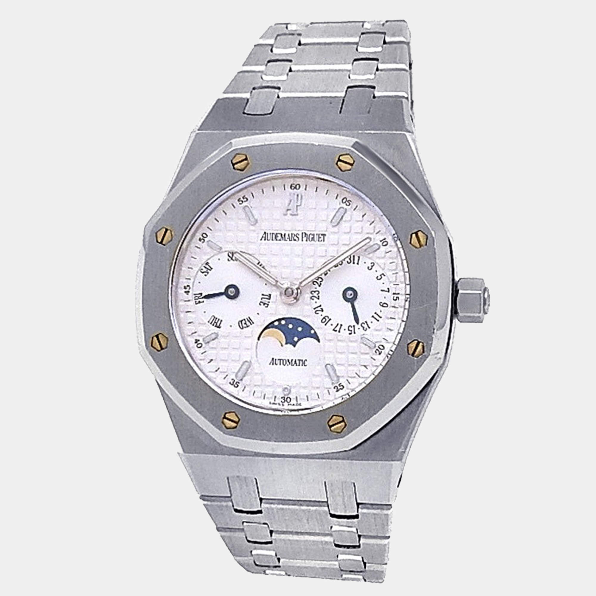 Pre Owned Audemars Piguet Royal Oak 25594ST.OO.0789ST.05 Automatic Silver Stainless Steel Men's Wristwatch 36 mm