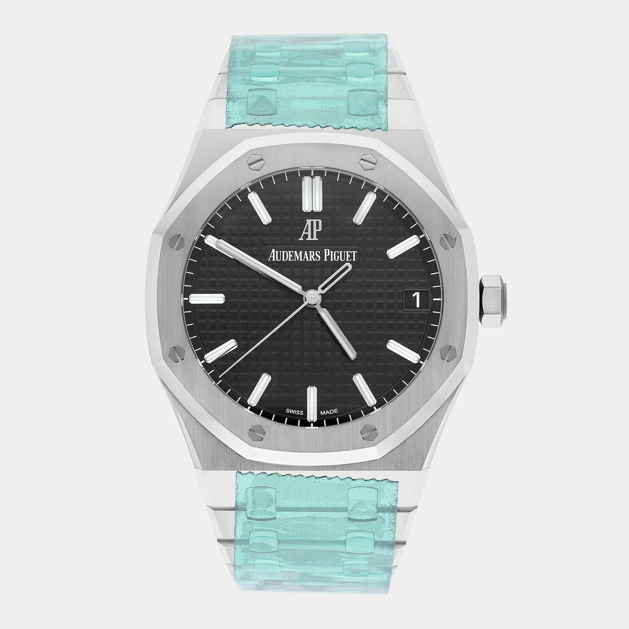 Pre Owned Audemars Piguet Royal Oak 15500ST.OO.1220ST.03 Automatic Black Stainless Steel Men's Wristwatch 41 mm