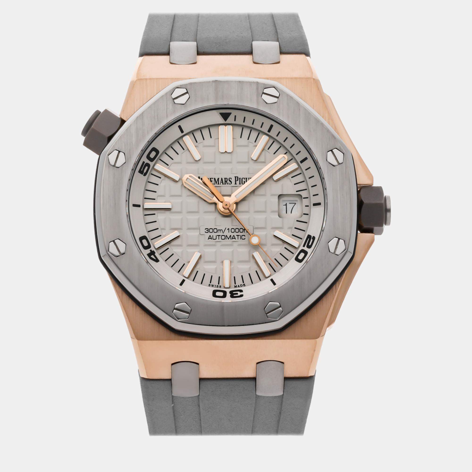 Audemars Piguet Grey 18k Rose Gold Royal Oak Offshore 15711OI.OO.A006CA.01 Automatic Men's Wristwatch 42 mm