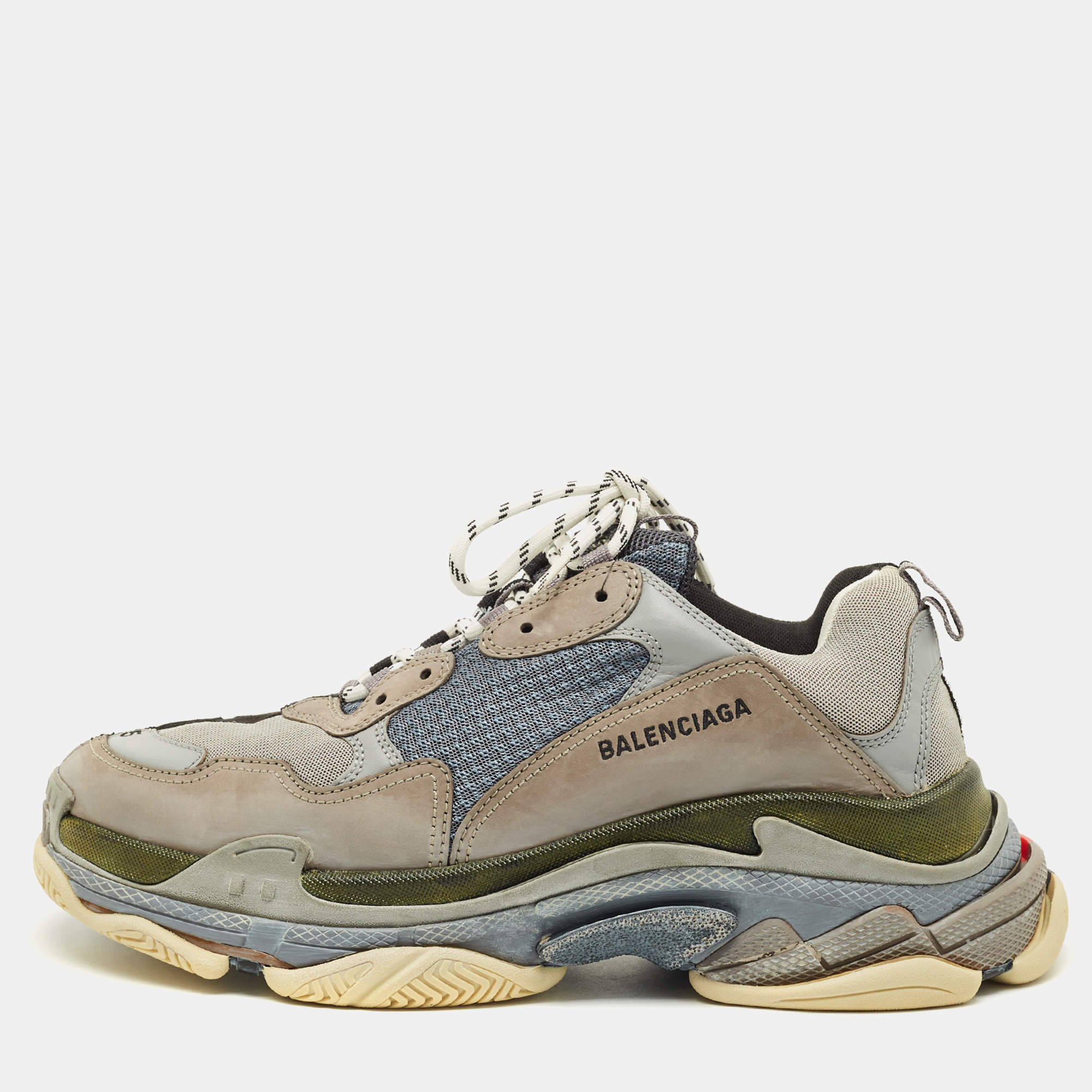 مملوكة مسبقًا Balenciaga Triple S Size 45 Grey/Black Faux Leather and Mesh Low Top Sneakers