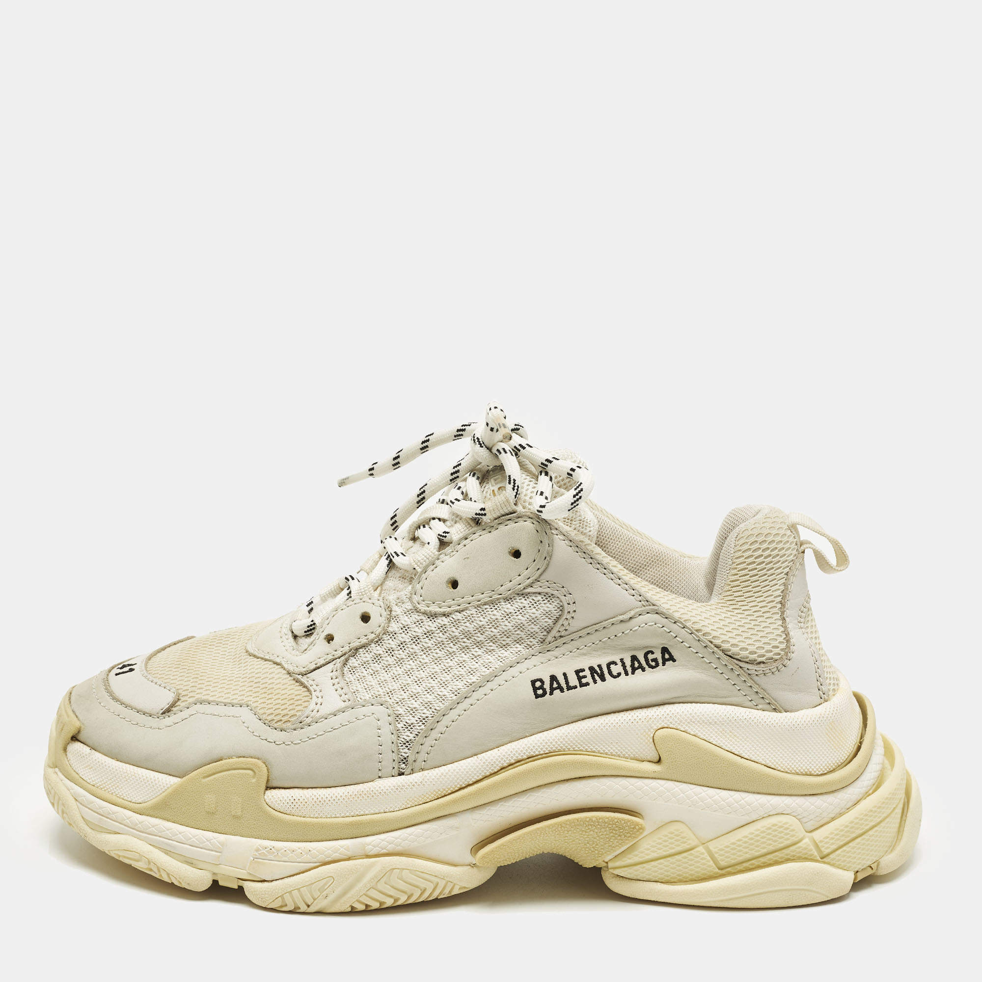 مملوكة مسبقًا Balenciaga Triple S Size 41 White/Grey Leather and Mesh Low Top Sneakers