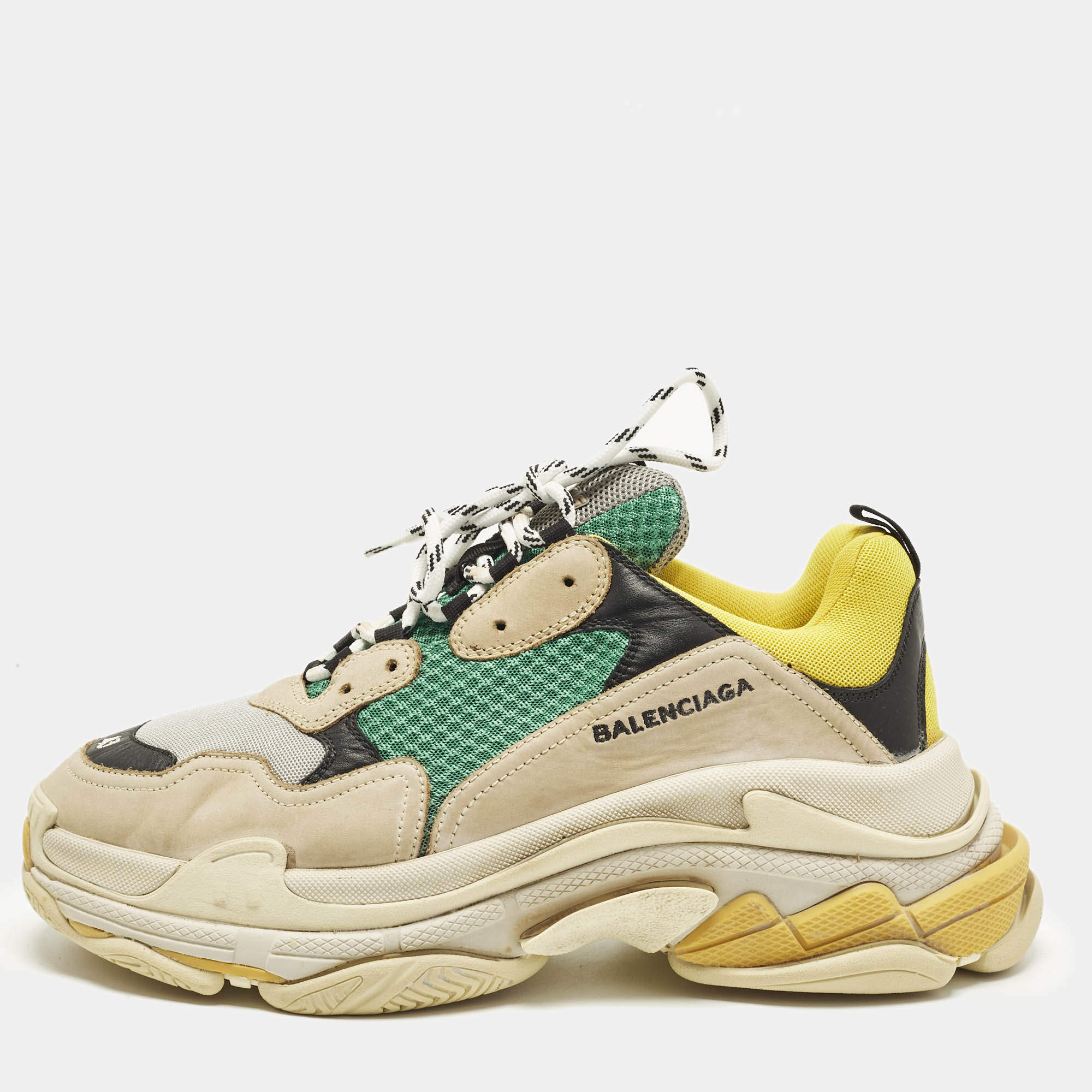 مملوكة مسبقًا حذاء رياضي بالنسياغا تريبل اس مقاس 43 قماش شبكي ونوبوك ملون بأربطة