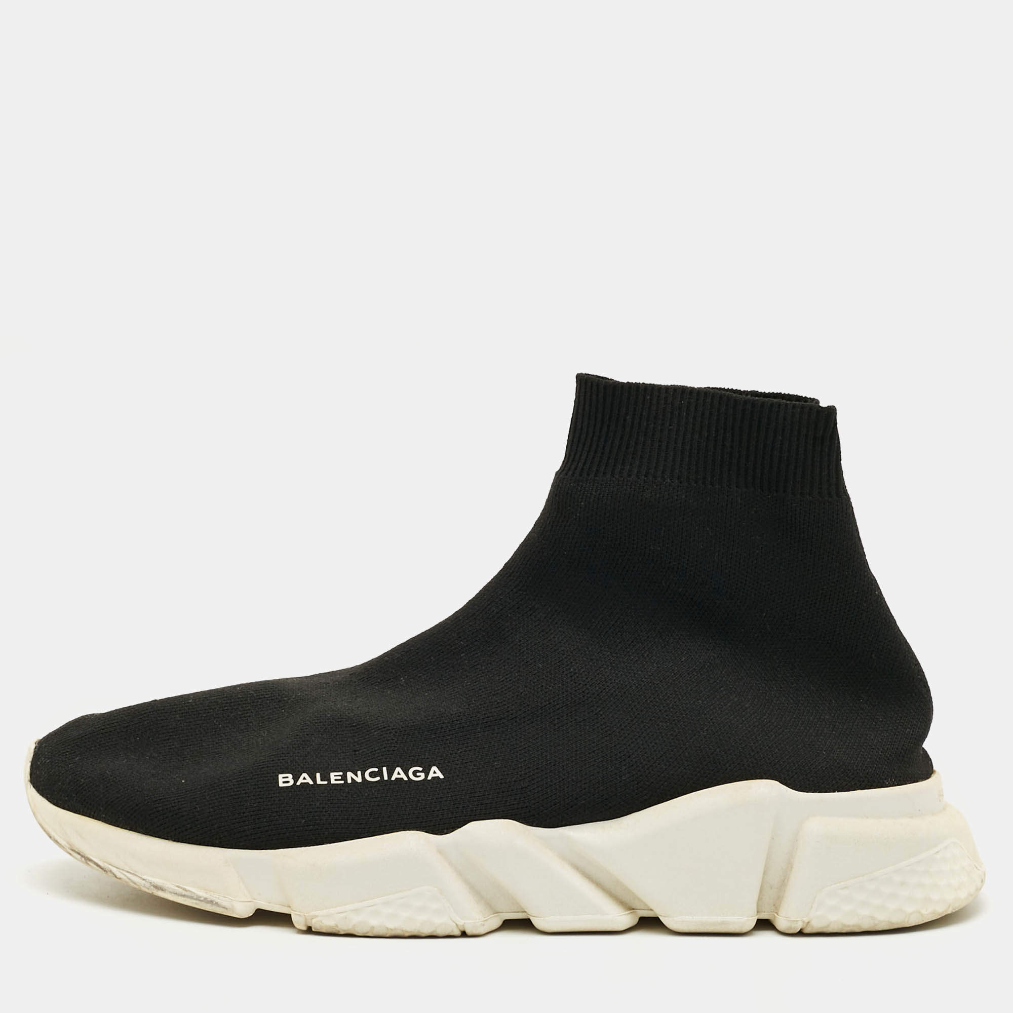 Pre Owned حذاء رياضي بالنسياجا سنيكرز قماش تريكو أسود برباط عالي مقاس 38