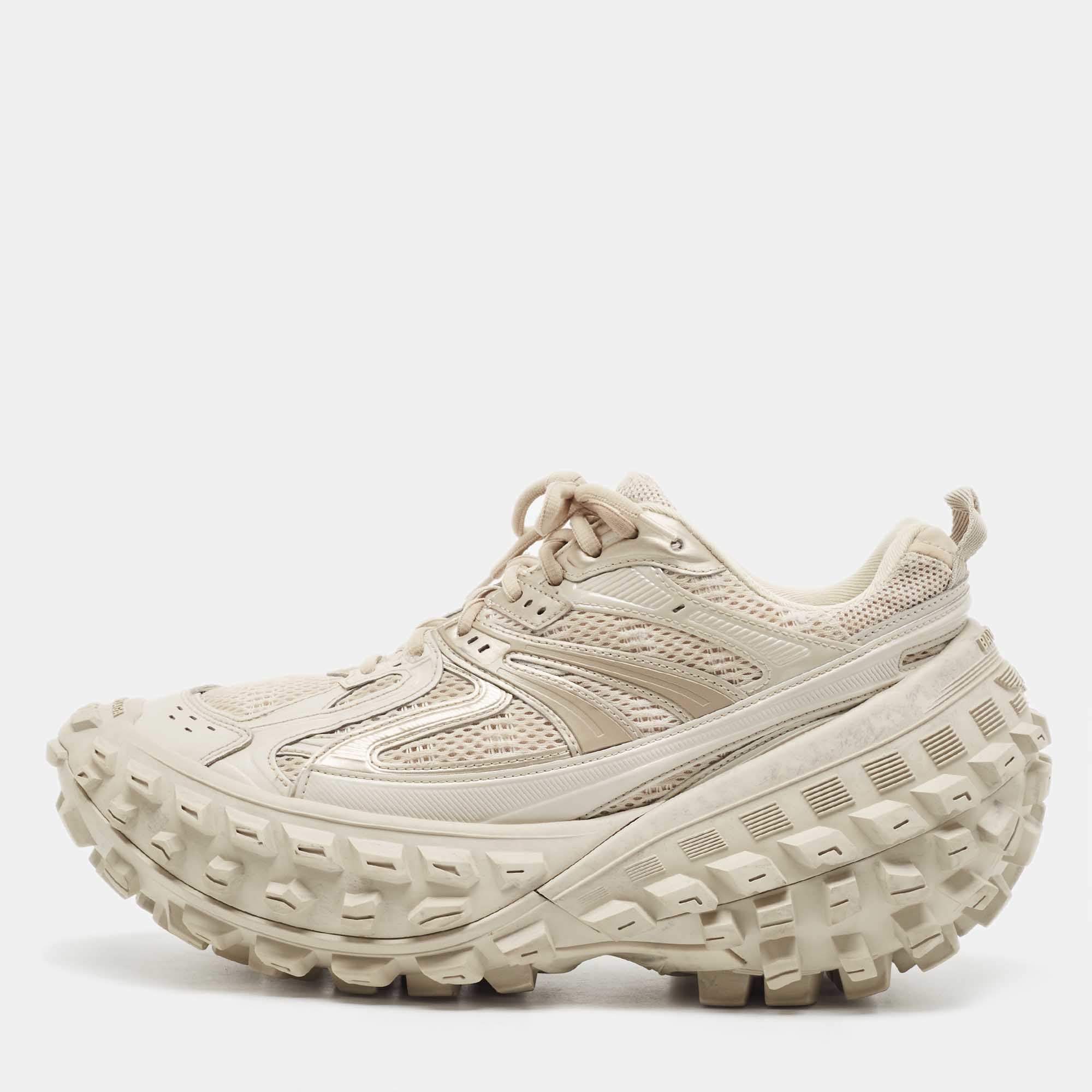 Pre Owned Balenciaga Beige Mesh and Nylon Bouncer Sneakers Size 43