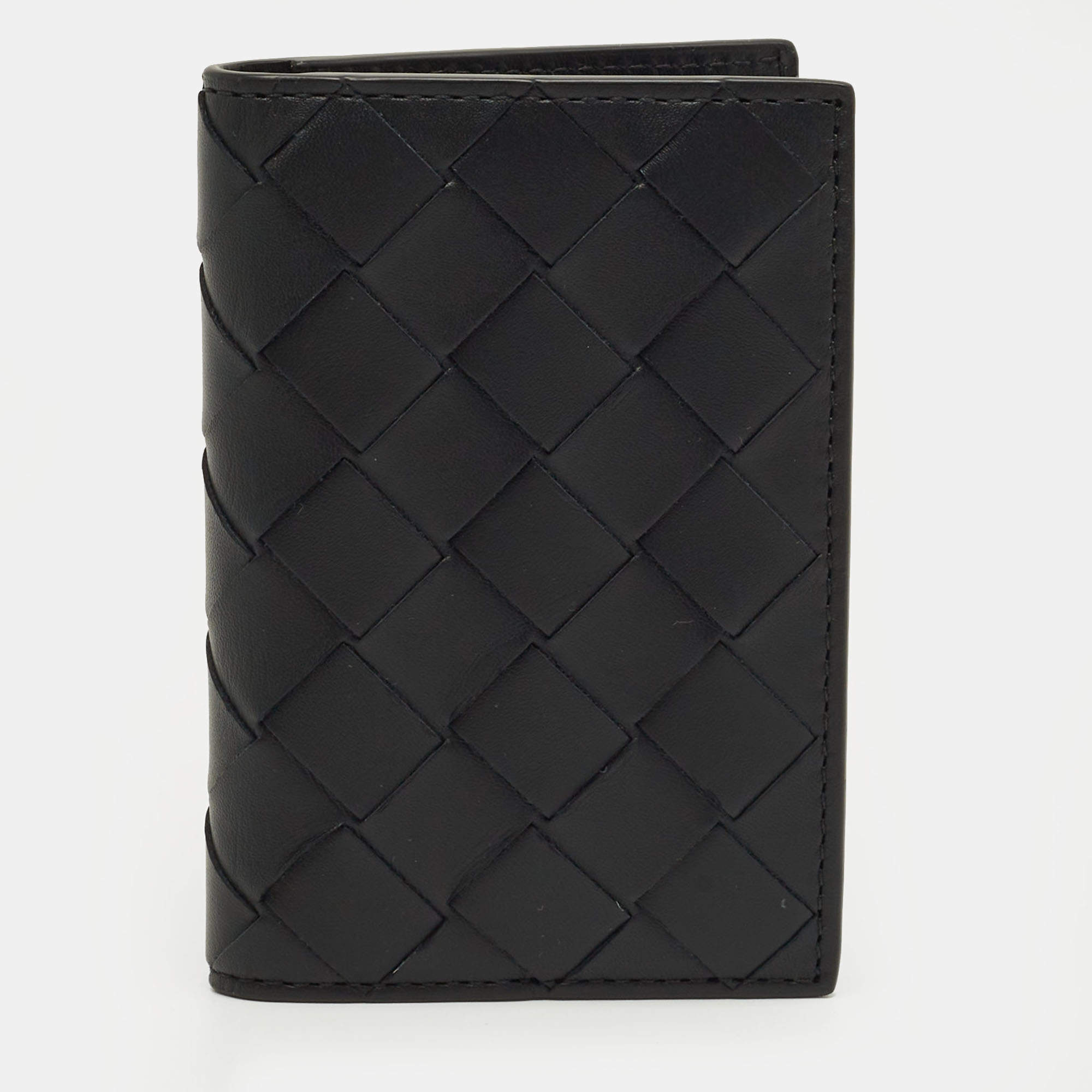 Pre Owned Bottega Veneta Black Intrecciato Leather Bifold Card Holder