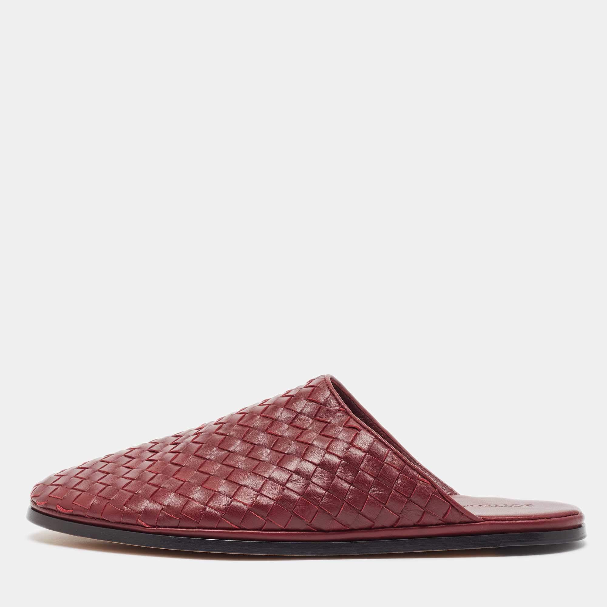Bottega Veneta Burgundy Intrecciato Leather Flat Mules Size 41