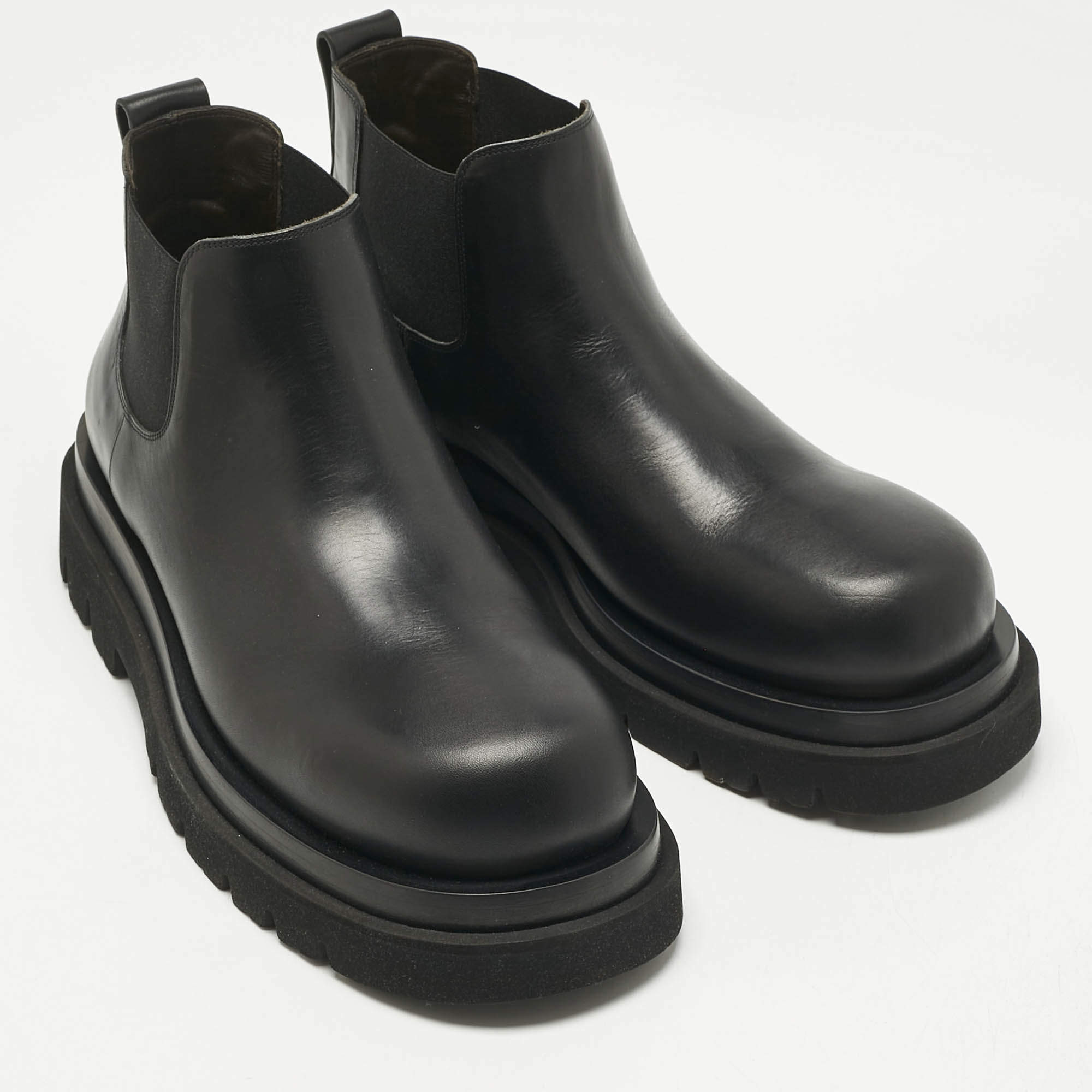 Bottega Veneta Black Leather Lug Chelsea Boots Size 44