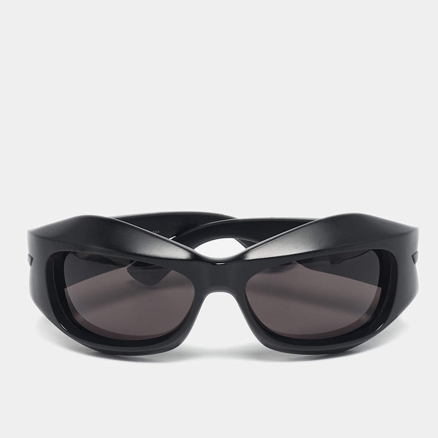 Pre Owned Bottega Veneta Black BV1086S Original 11 Frame Sunglasses