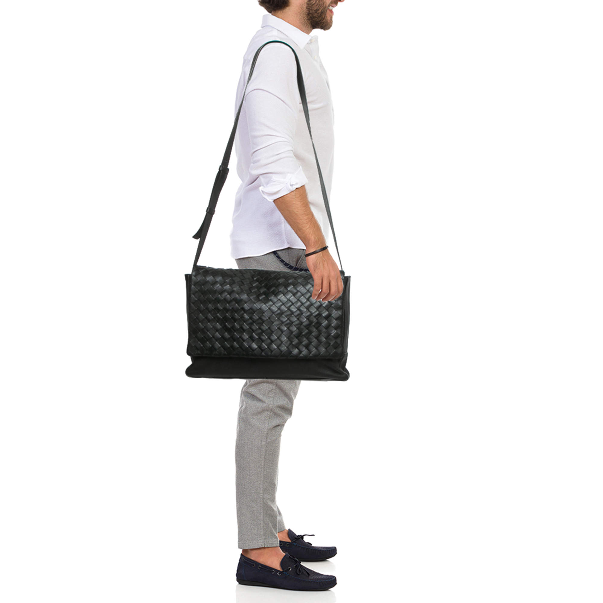 ☆人気☆【BOTTEGA VENETA】☆Nylon Messenger Ba.g☆バッグ☆ Bottega Veneta Men's Rumple Intreccio Nylon Crossbody Bag