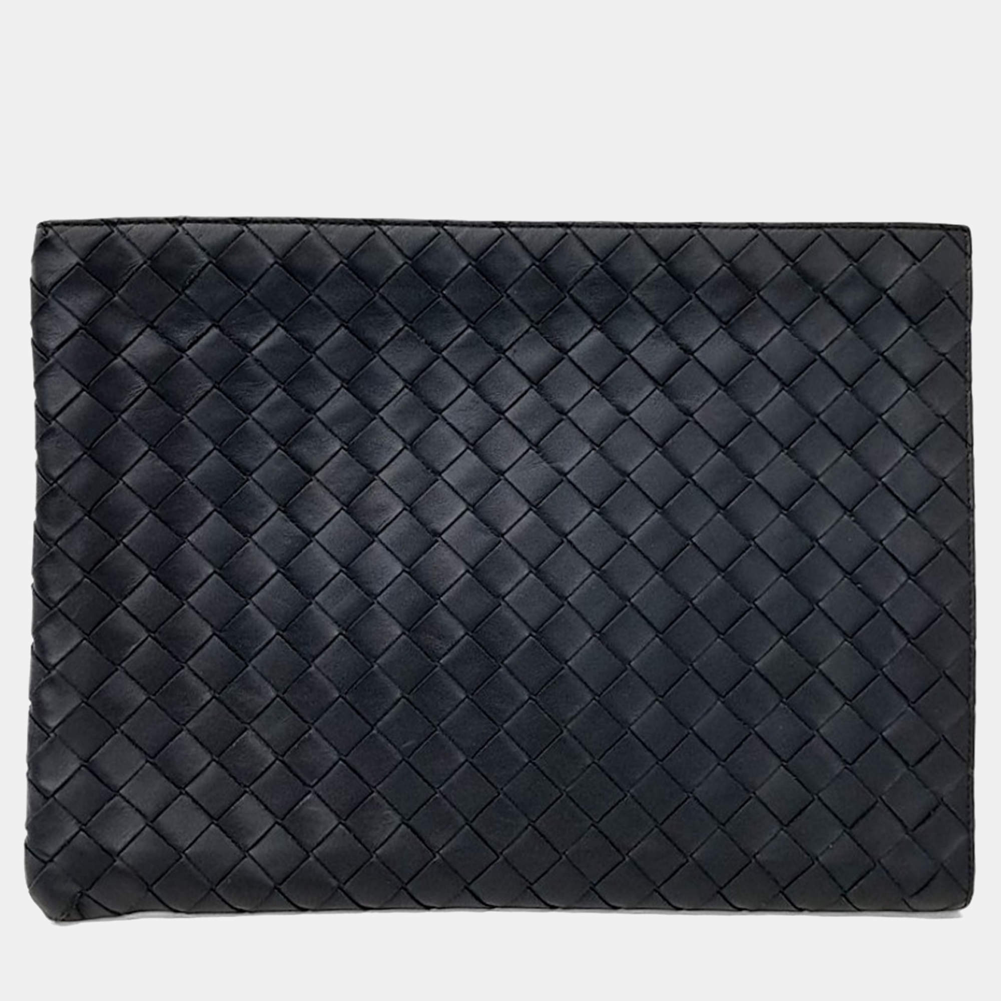 Pre Owned Bottega Veneta Black Leather mesh clutch
