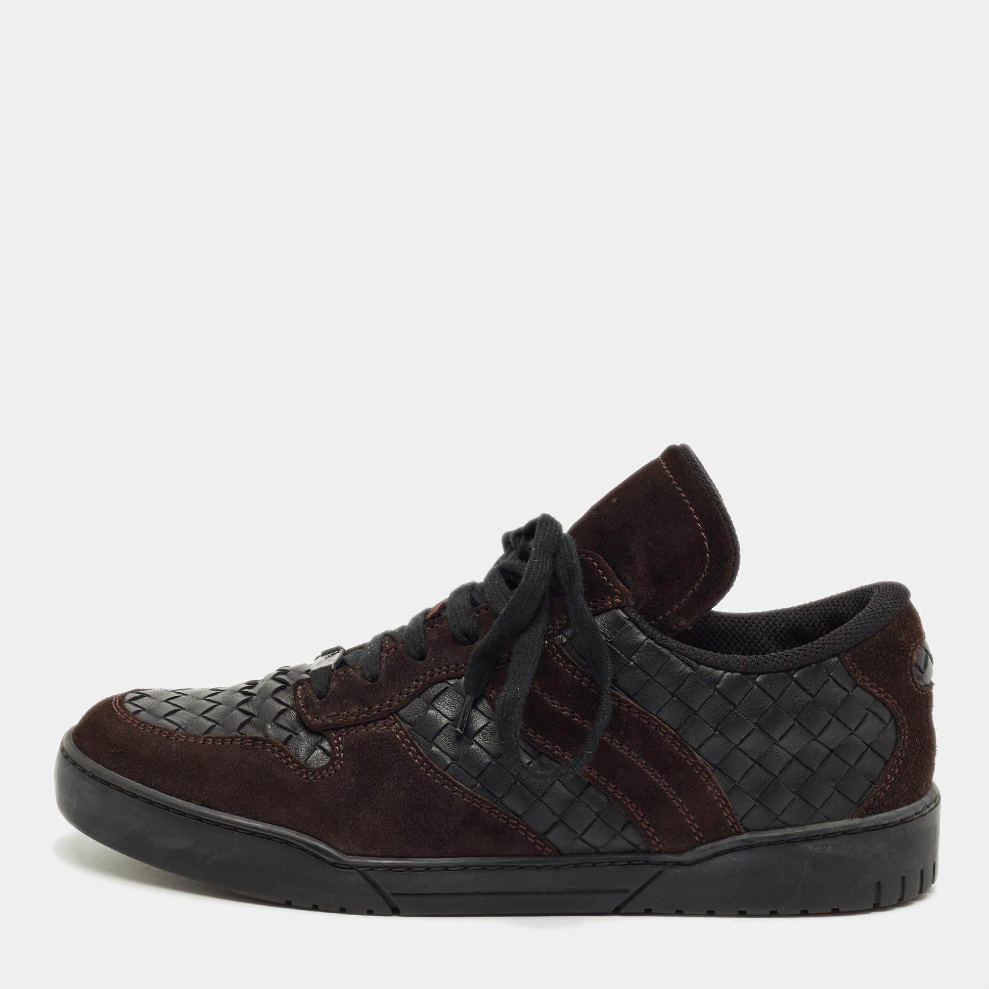 Pre Owned Bottega Veneta Black/Dark Brown Suede and Woven Leather Intrecciato Lace Up Sneakers Size 43