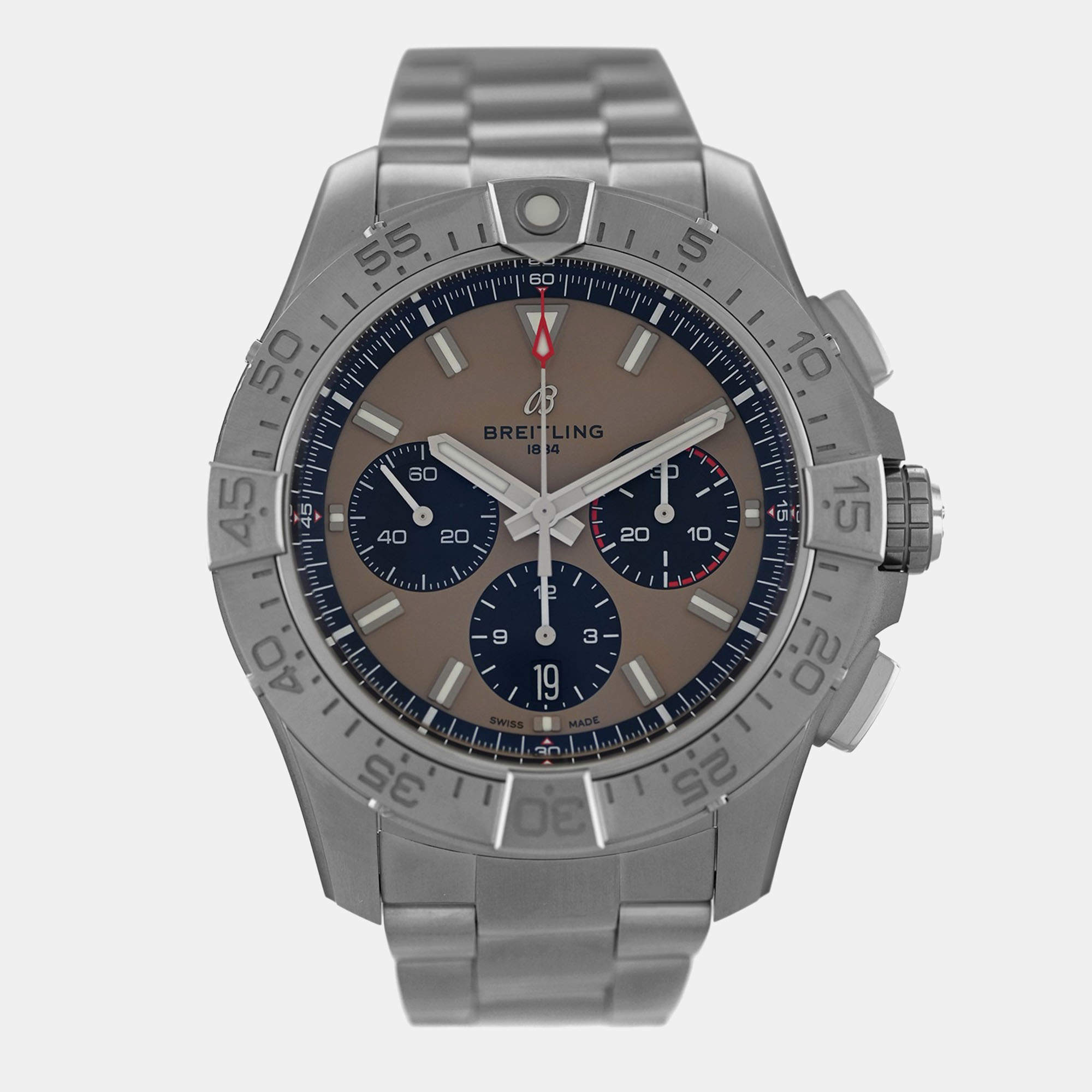 Pre Owned Breitling Avenger B01 Chronograph AB0147101A1A1 Automatic Brown Stainless Steel Men's Wristwatch 44 mm