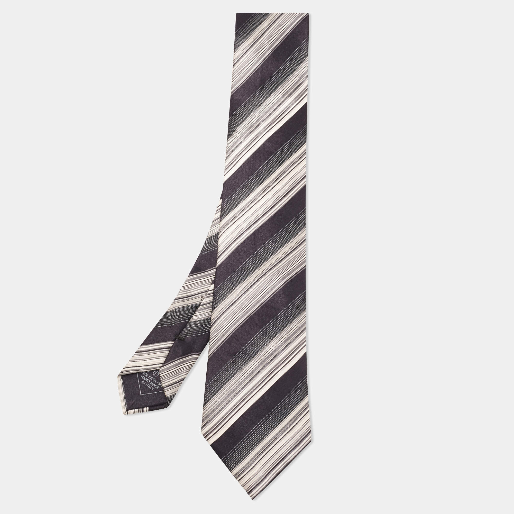 Pre Owned Brioni Black/White Striped Satin Silk Classic Tie 
