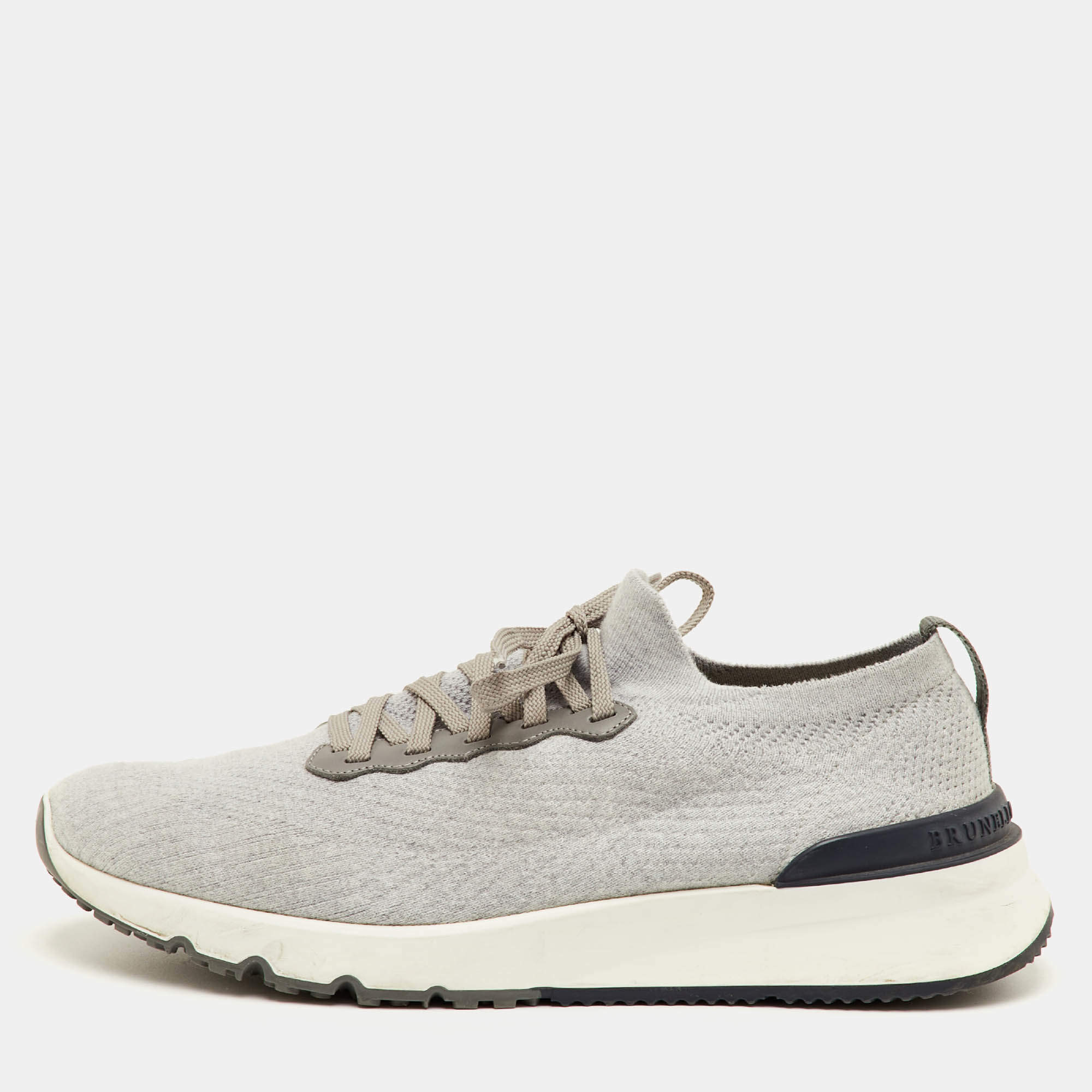 Pre Owned حذاء رياضي برونيلو كوتشينيلي قماش تريكو رمادي فاتح بطراز منخفض مقاس 45