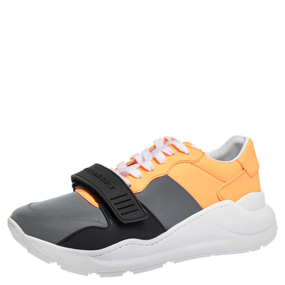 Pre Owned حذاء رياضي بربري برقبة منخفضة جلد وقماش مقاس 41