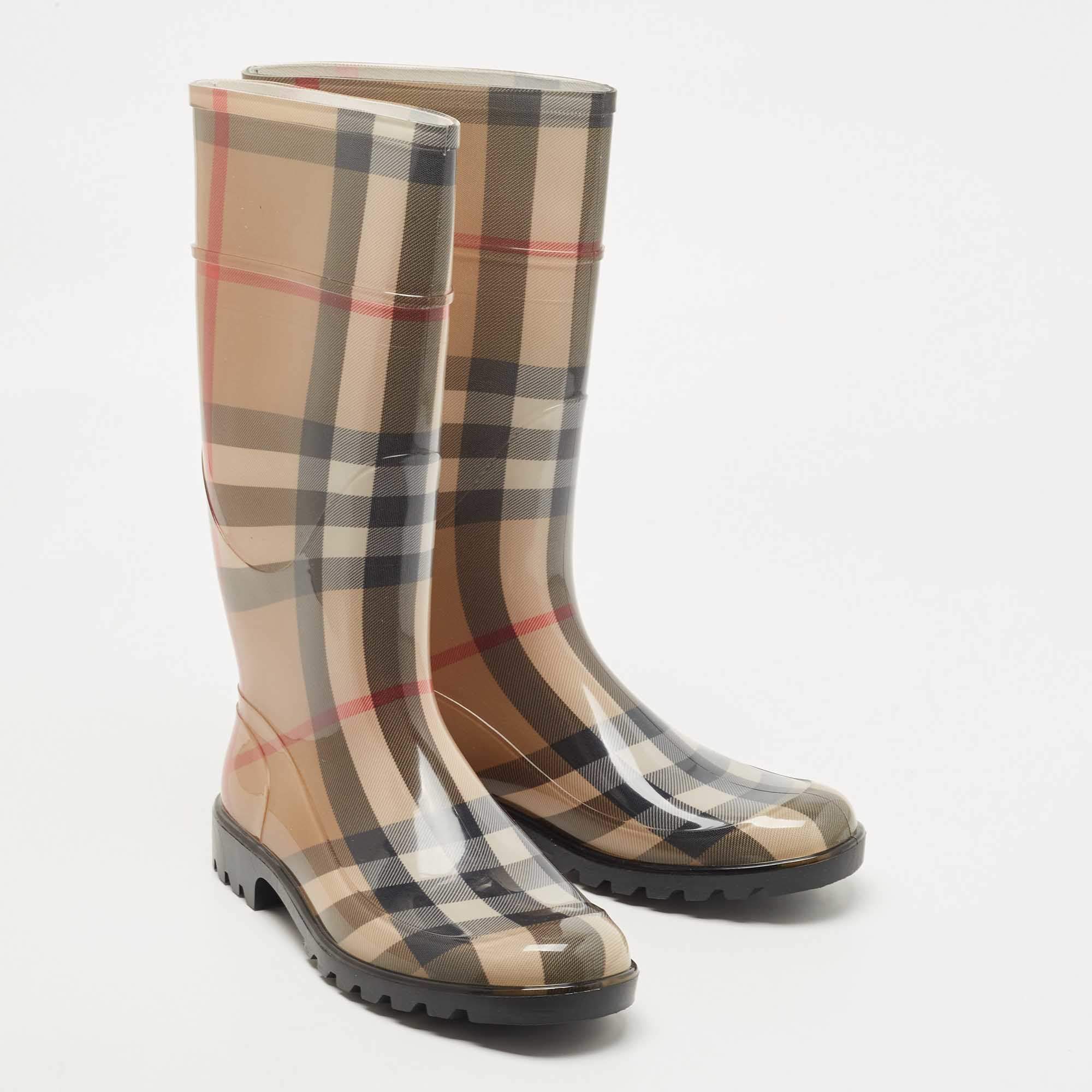 Burberry plaid 2024 rain boots