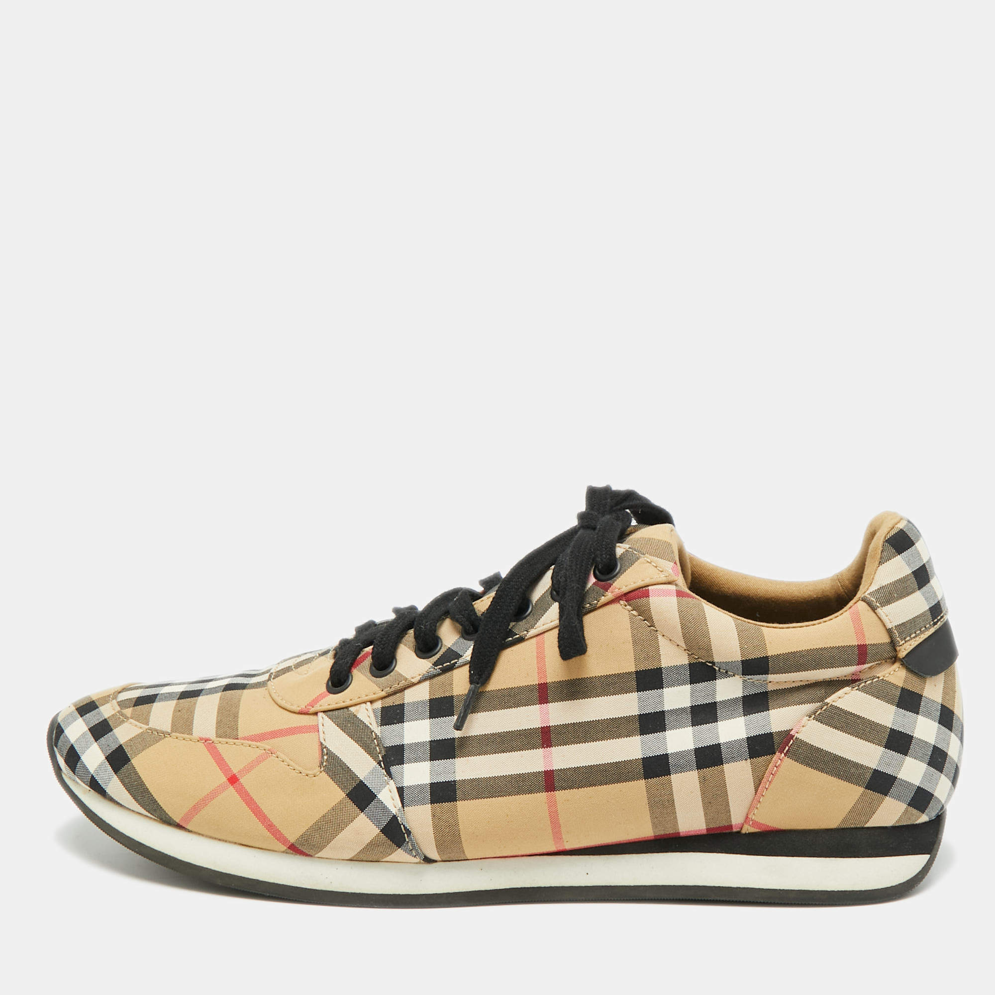 مملوكة مسبقًا Burberry Check Size 45 Beige Canvas Lace Up Sneakers