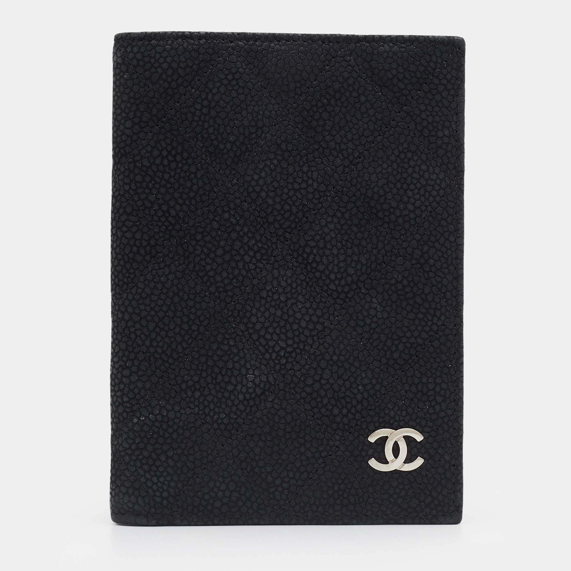 Pre Owned Chanel Black Quilted Caviar Leather CC Passport Holder