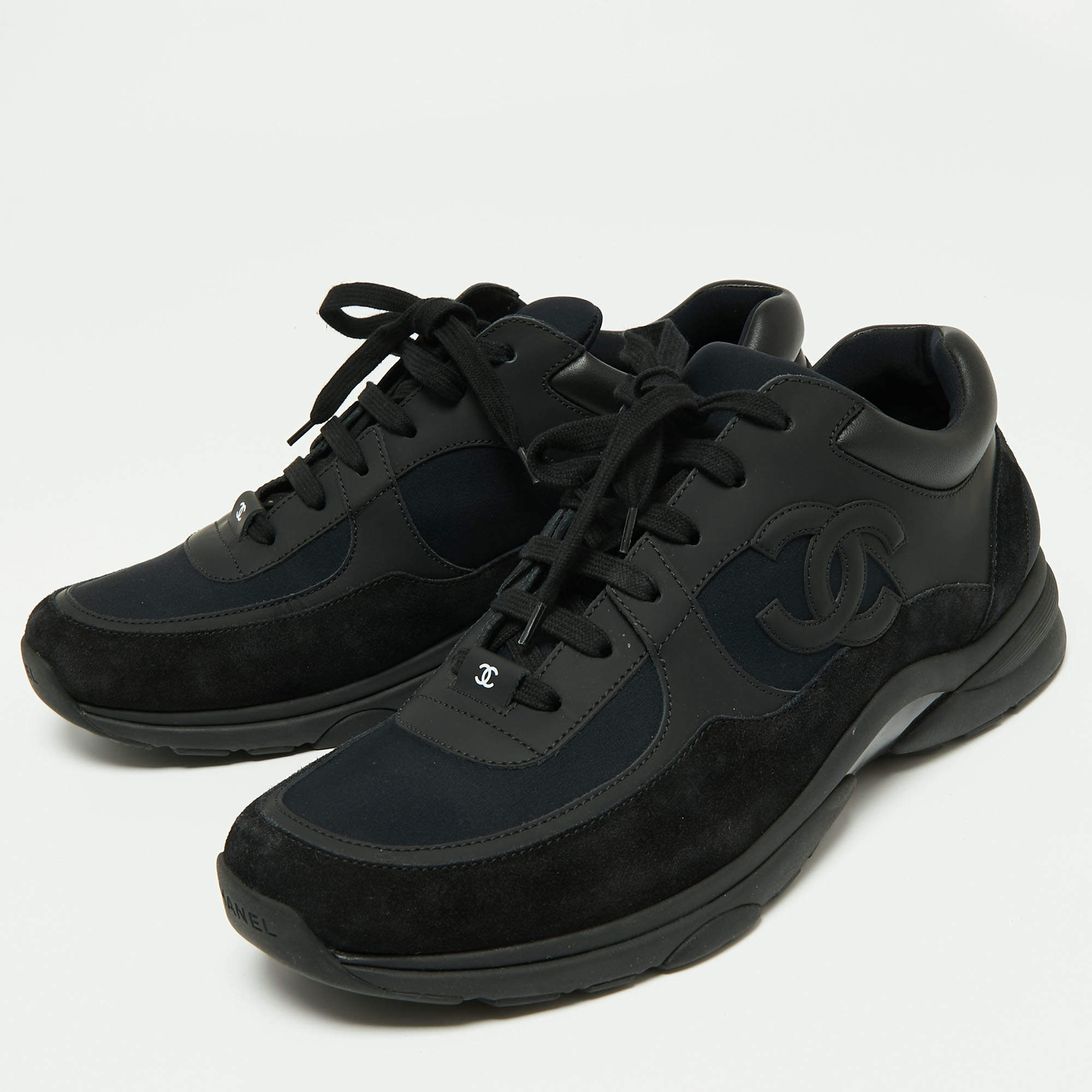 Chanel Black Suede, Nylon and Leather CC Low-Top Sneakers Size 45 Chanel