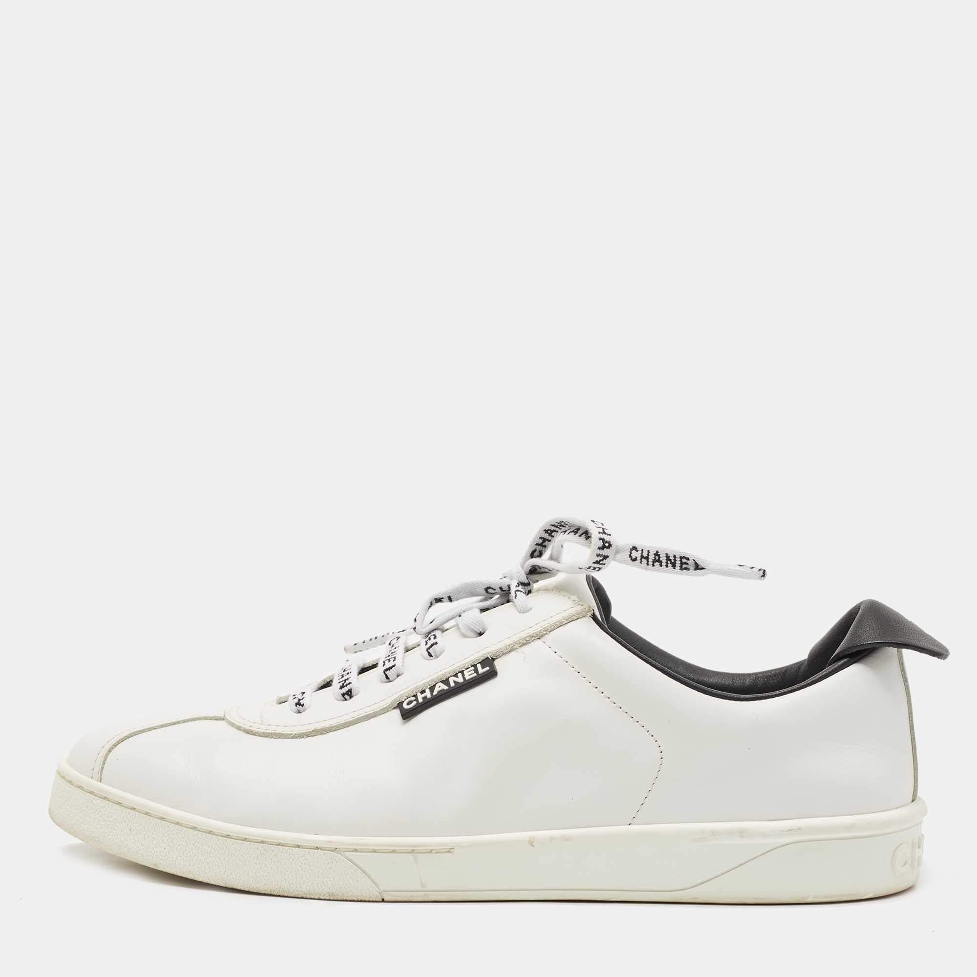 Chanel White Leather Lace Up Sneakers Size 42 Chanel