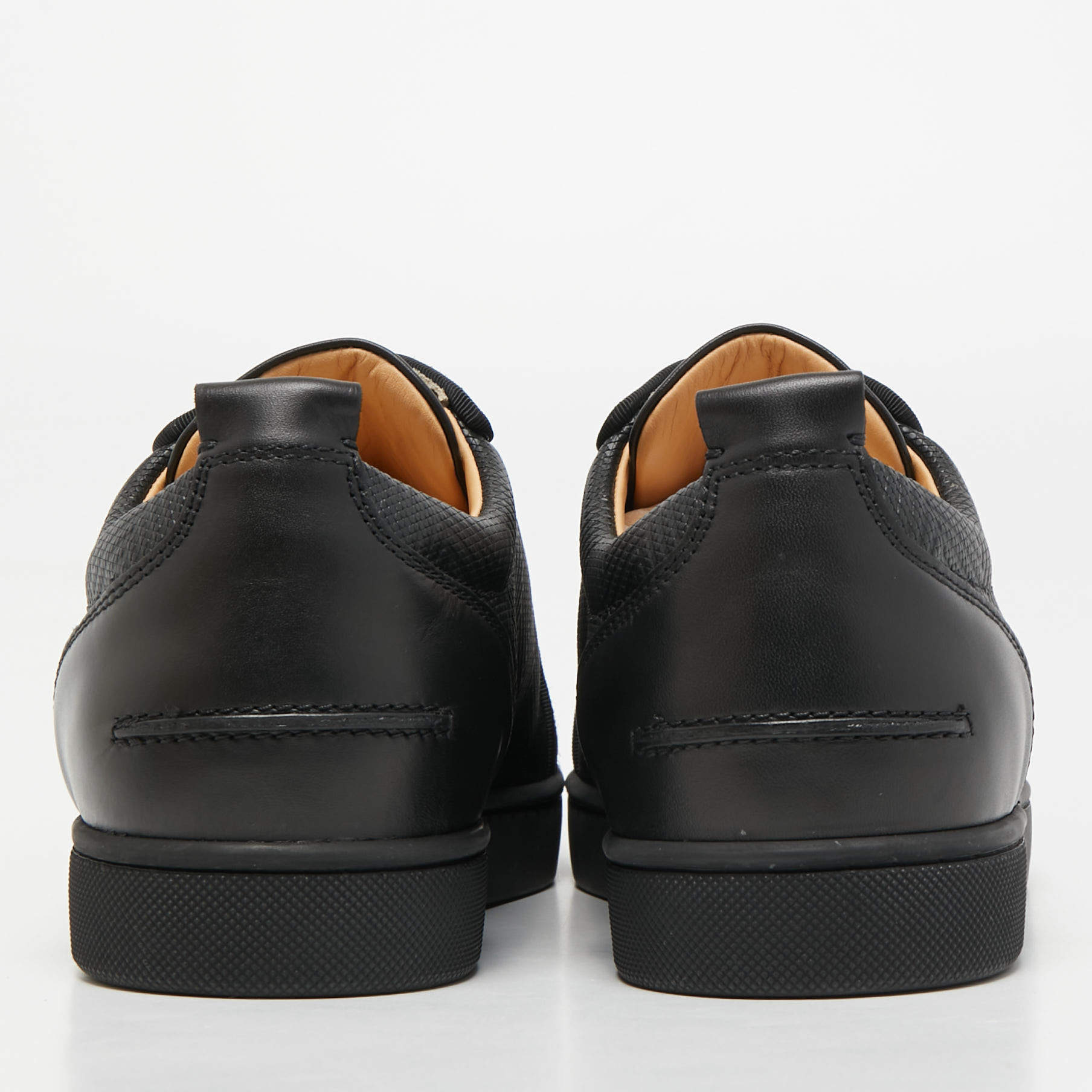 Yang louis junior flat hotsell