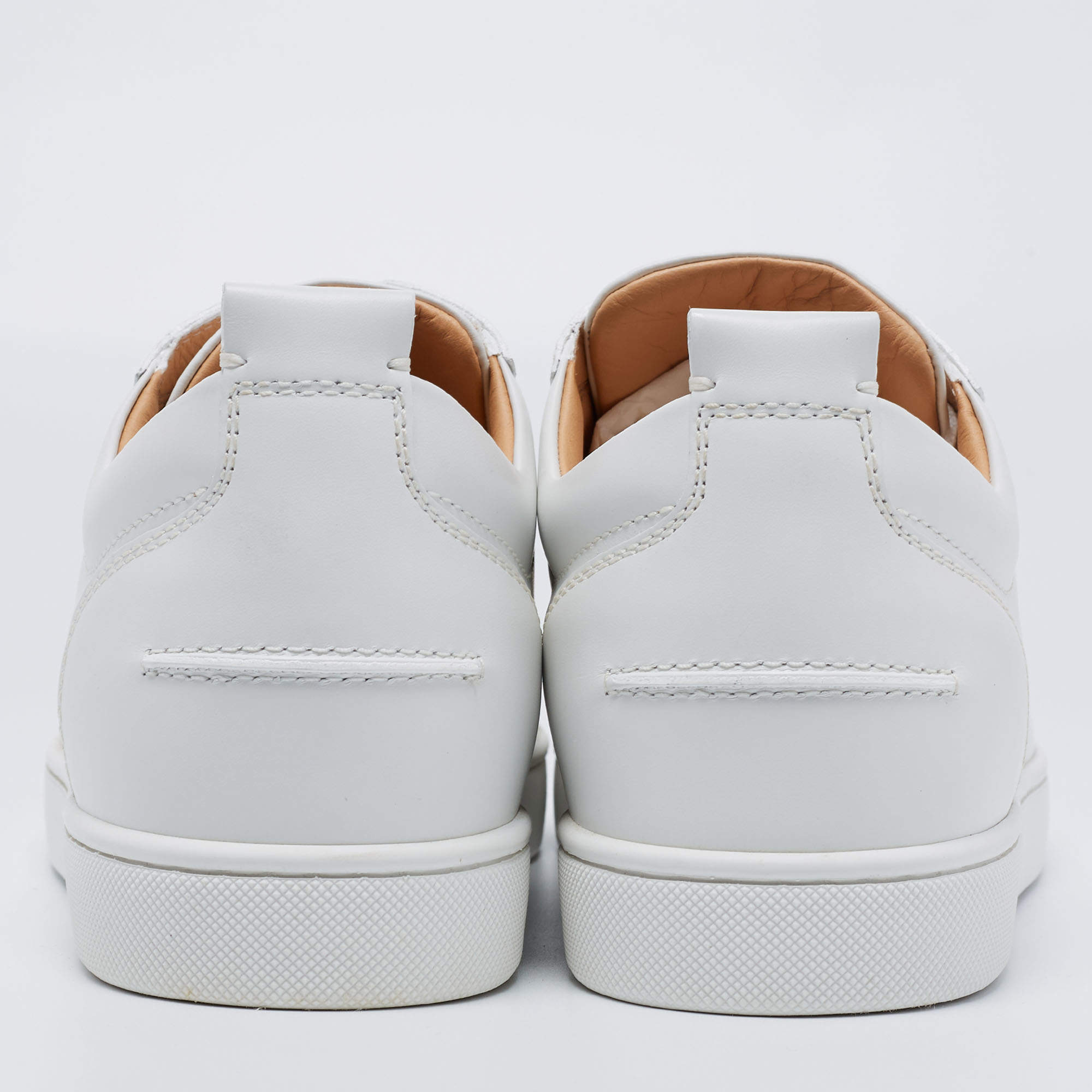 Louis leather low trainers Christian Louboutin White size 44 EU in Leather  - 36695825