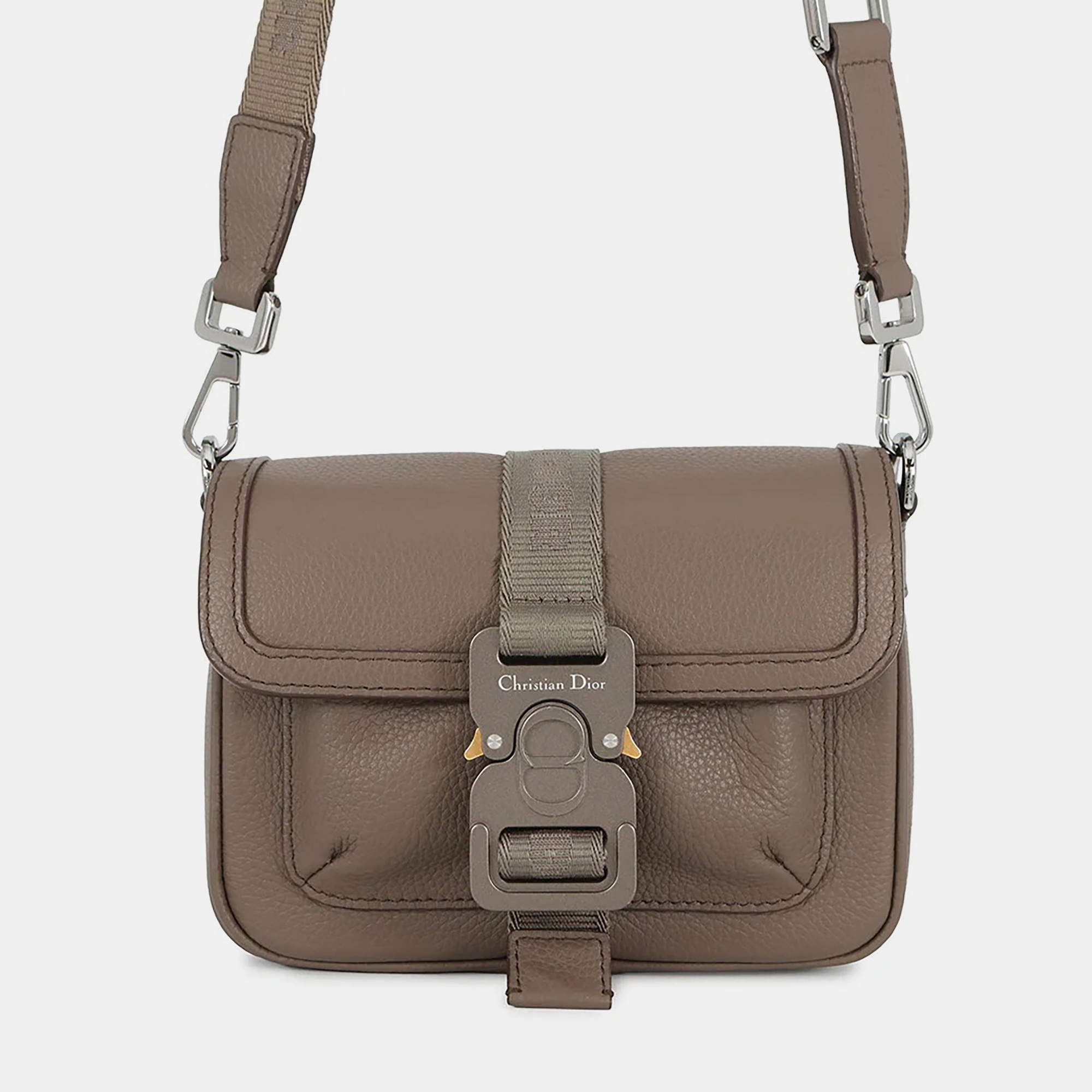 مملوكة مسبقًا Dior Hit The Road Shoulder Bag Olive Leather Size Mini