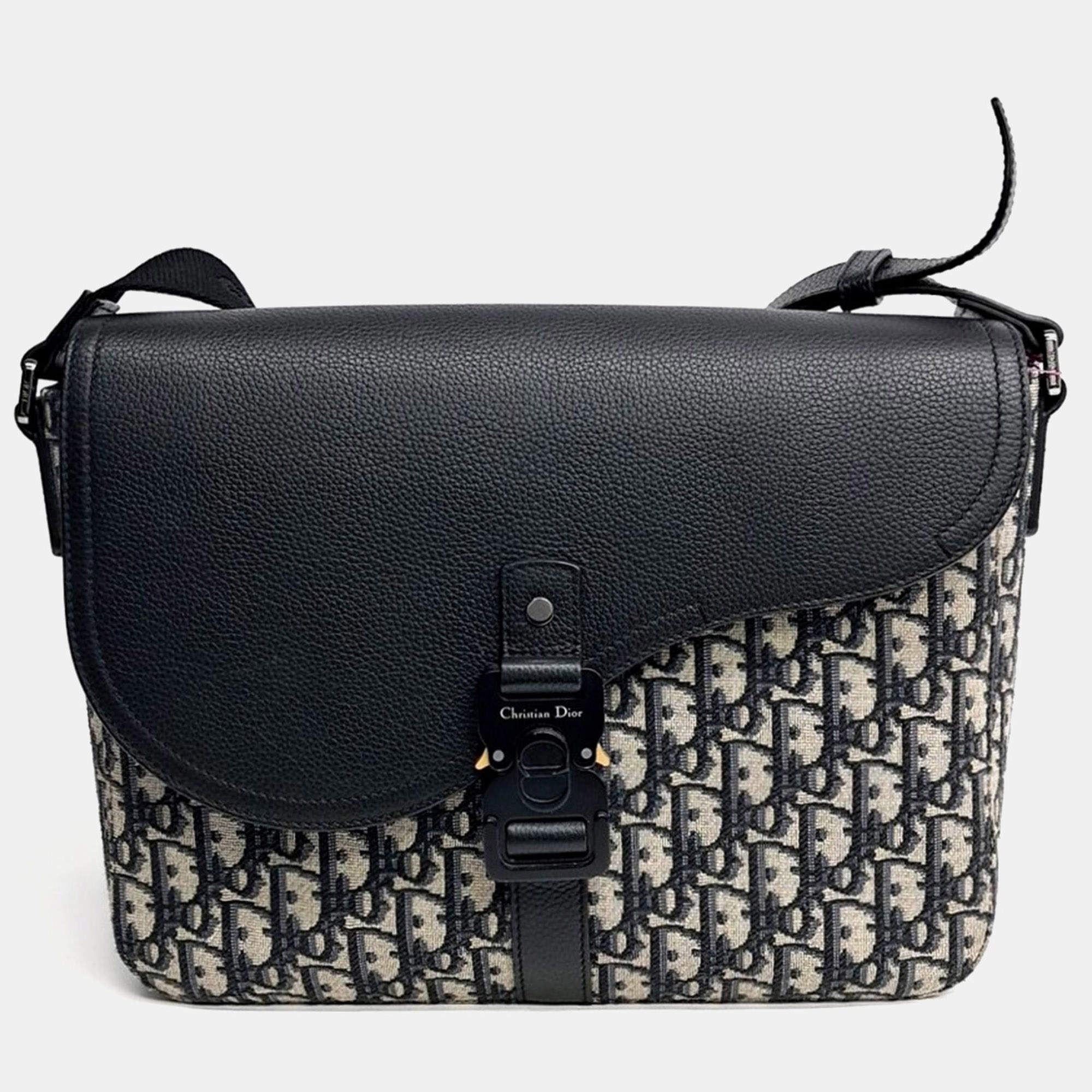 Pre Owned Dior Beige Navy Blue Fabric Homme Oblique Saddle Messenger Bag Medium 1ADME162