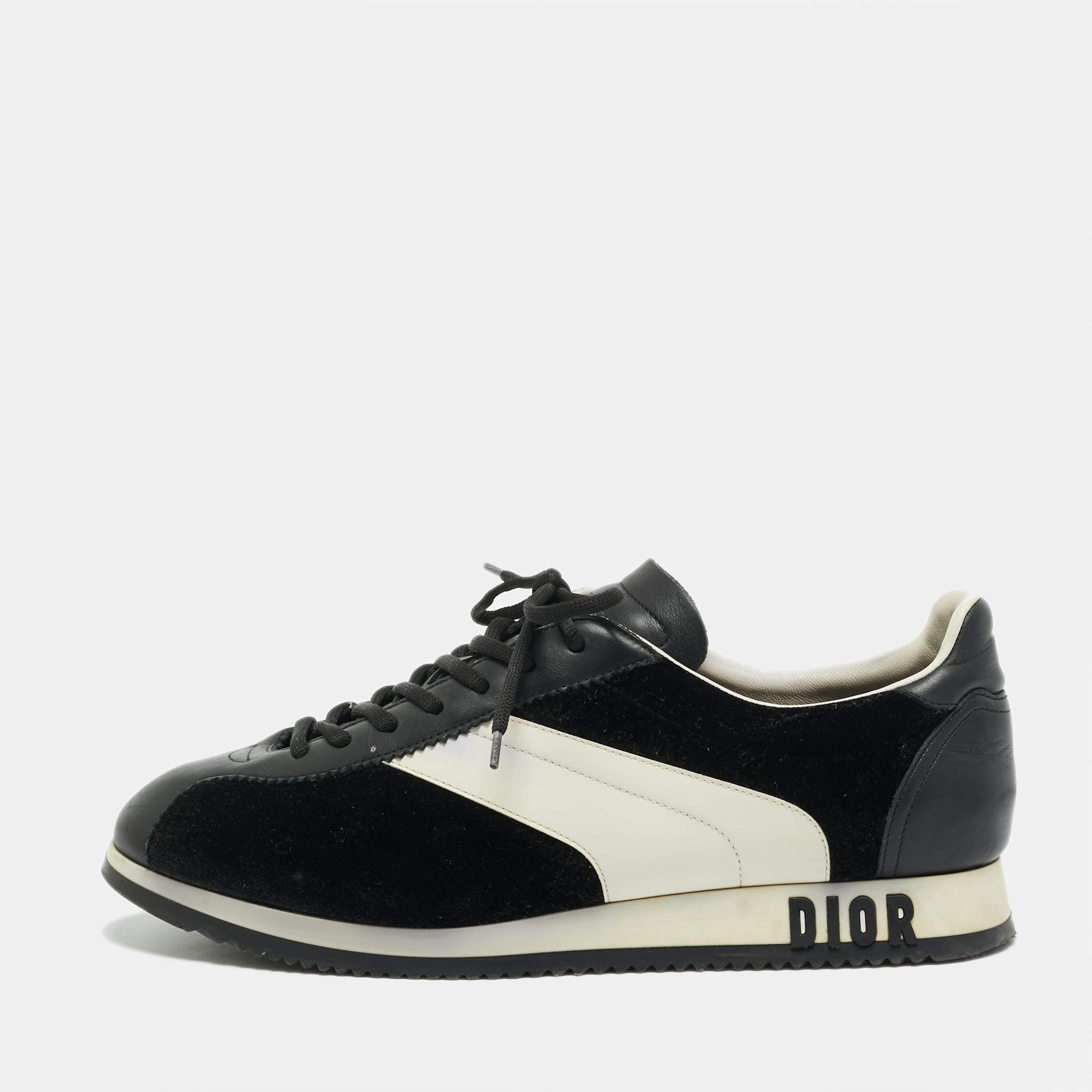 Pre Owned Dior Diorun Size 41 Black Leather and Velvet Lace Up Sneakers
