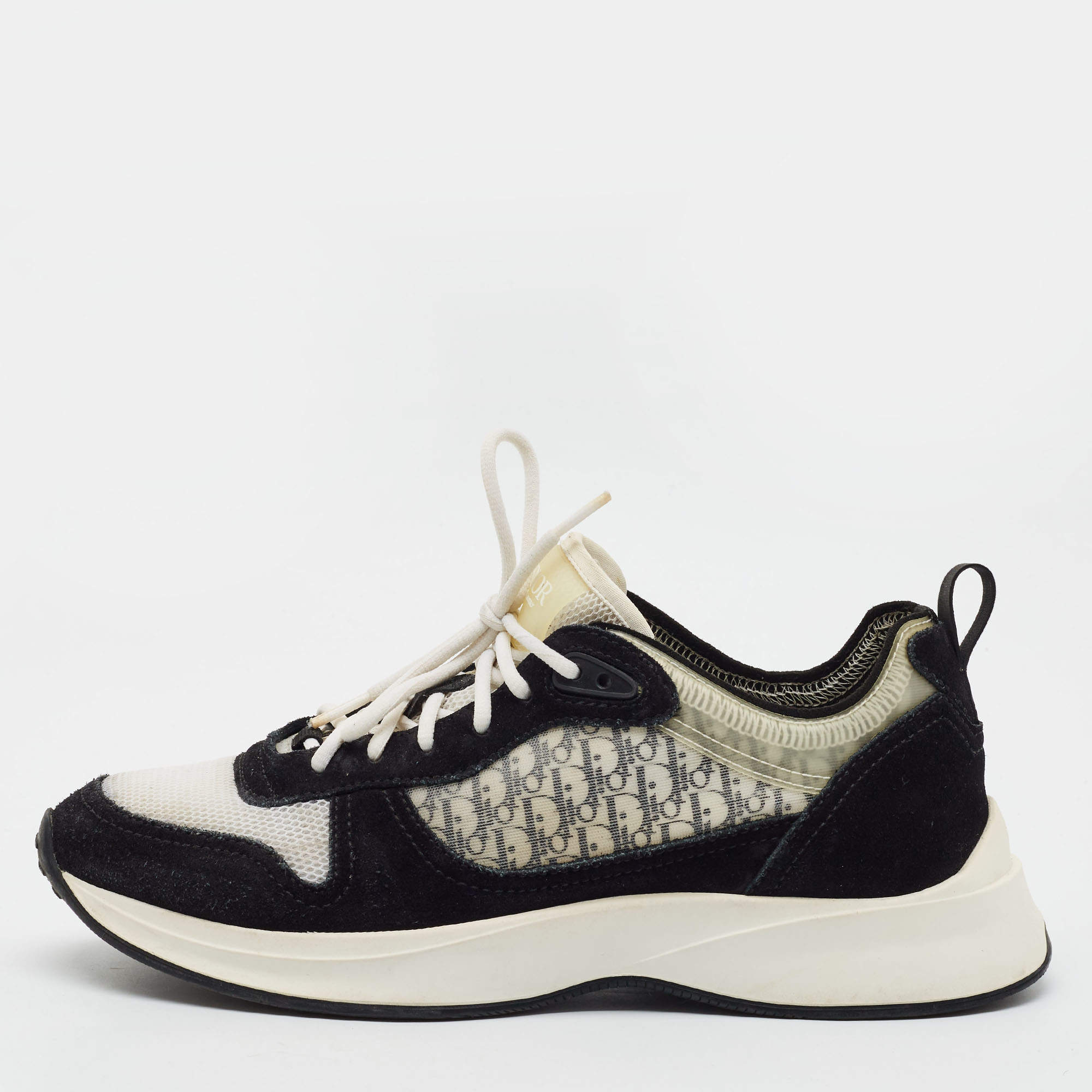 Pre Owned Dior B25 Runner Size 41 Black/White Oblique Mesh and Suede Low Top Sneakers