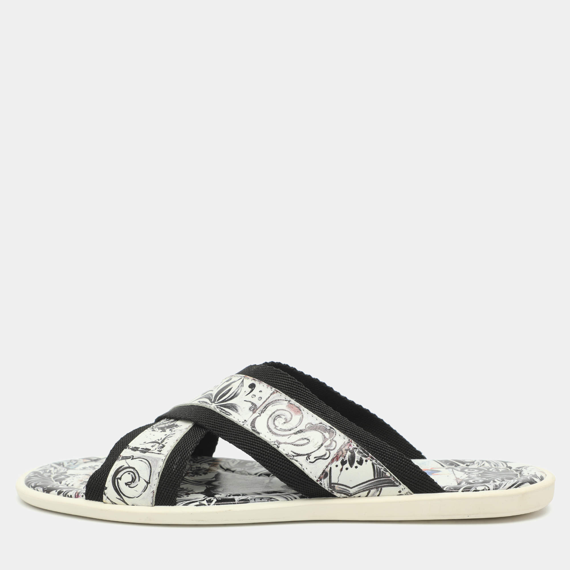 مملوكة مسبقًا Dolce & Gabbana Size 44 Multicolor Majolica Printed Leather and Nylon Crisscross Flat Sandals