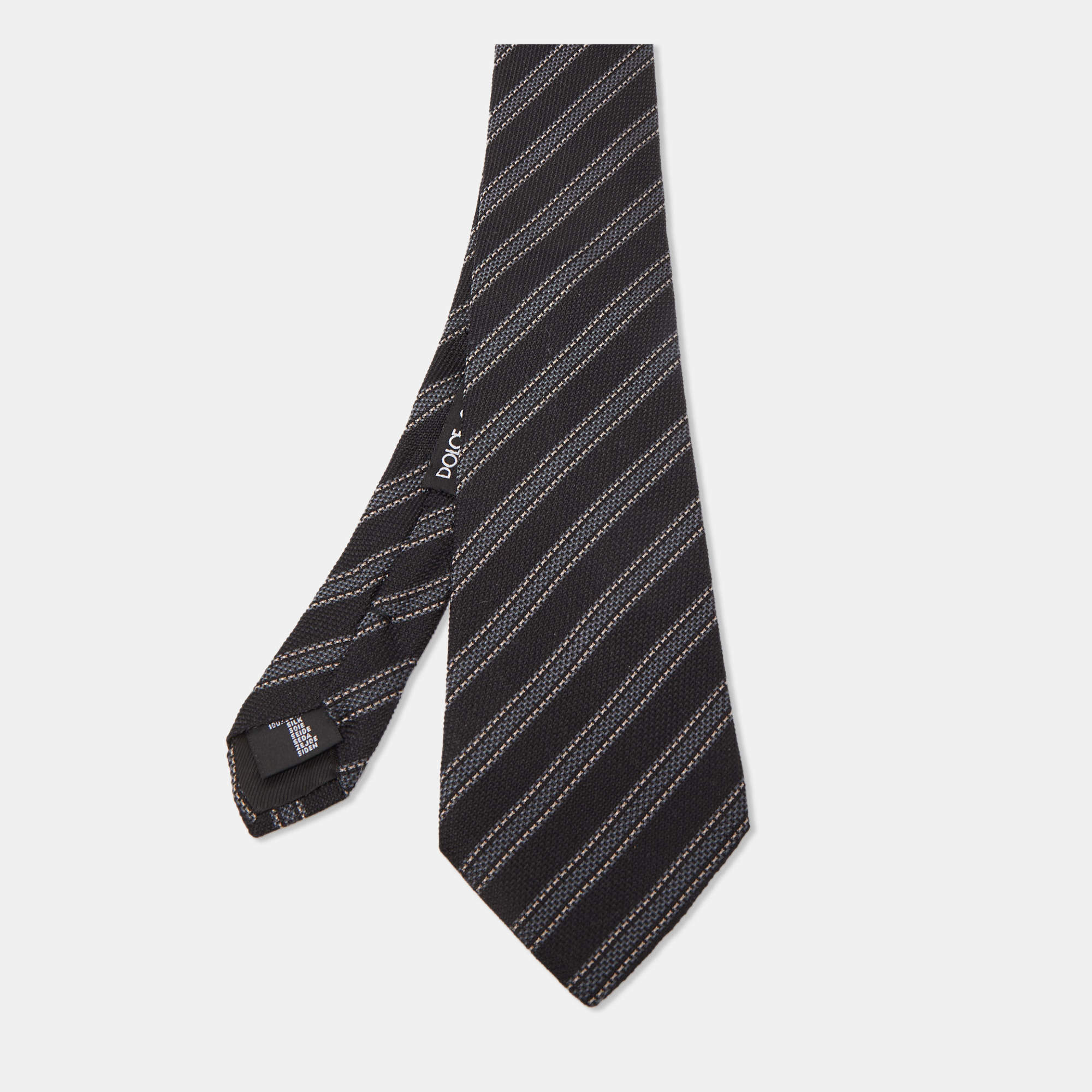 مملوكة مسبقًا Dolce & Gabbana Black Diagonal Striped Silk Tie