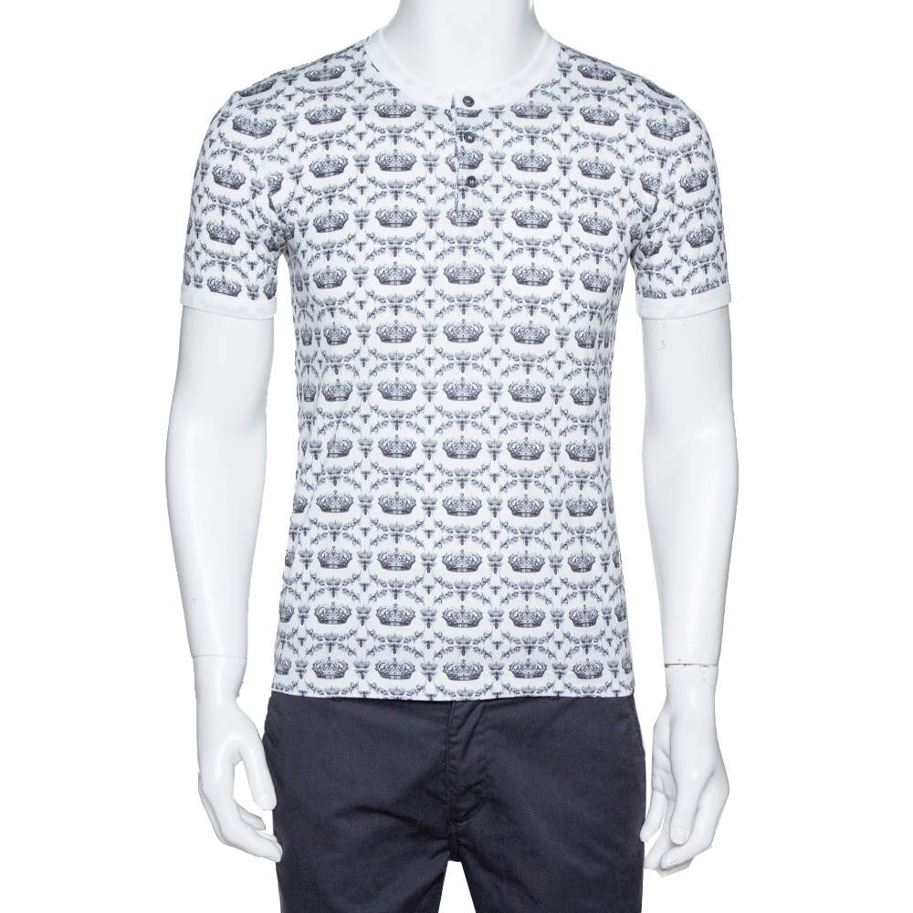 Pre Owned تي شيرت دولتشي أند غابانا رقبة مستديرة و أزرار مطبوع تاج و نحلة قطن مونوكرومي مقاس صغير (سمول)