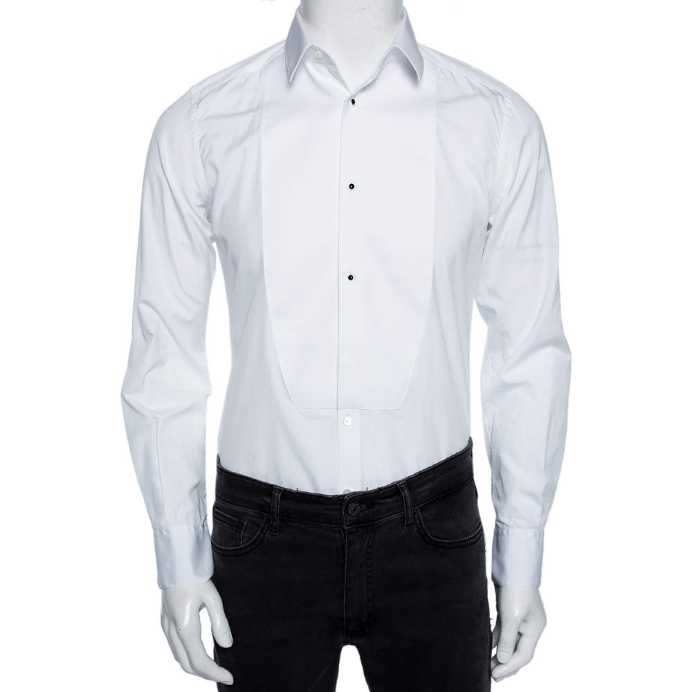 Pre Owned قميص دولتشي أند غابانا بادج ذهبي تفاصيل قصة أمامية مربعة قطن ابيض مقاس متوسط