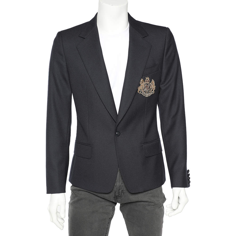 مملوكة مسبقًا جاكيت بليزر دولتشي أند غابانا صوف أزرق داكن صدرية واحدة مطرز شعار الماركة مقاس وسط (ميديوم)