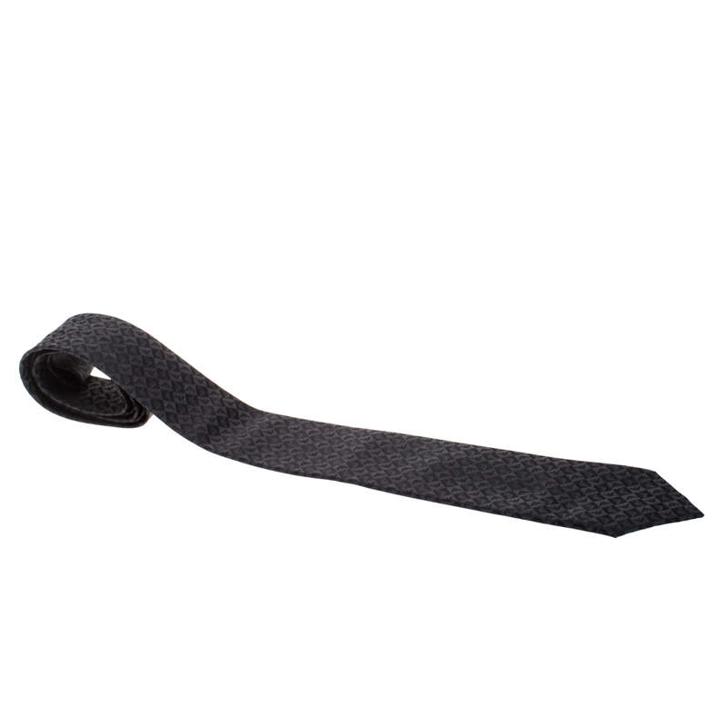 ربطة عنق امبوريو أرماني حرير مطرز شعار الماركة أسود و رصاصي