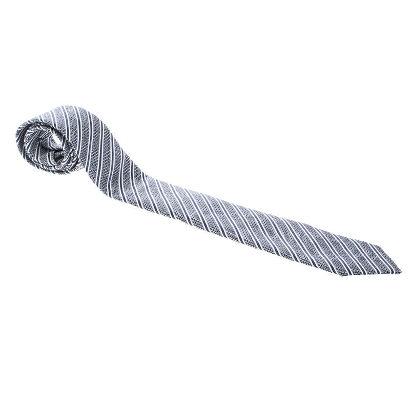 Pre Owned Ermenegildo Zegna Navy Blue and Off White Diagonal Striped Patterned Silk Jacquard Tie