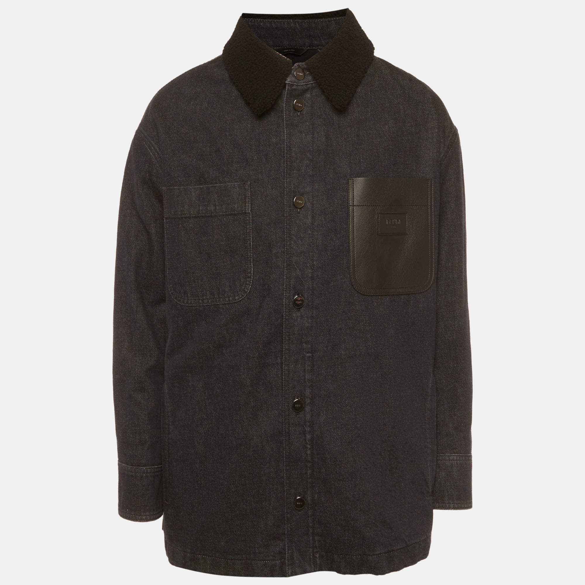 Pre Owned جاكيت فيندي دنيم أزرق مع حواف شيرلينج مقاس كبير جداً (اكس لارج)