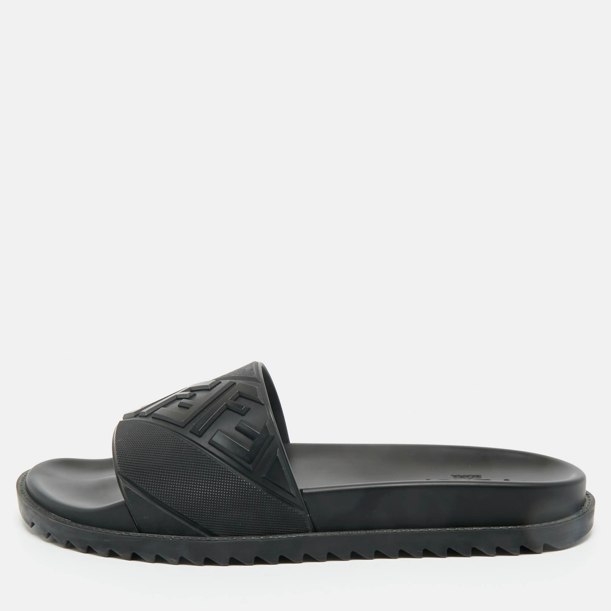 Pre Owned Fendi Black Rubber FF Logo PPool Slides Size 44
