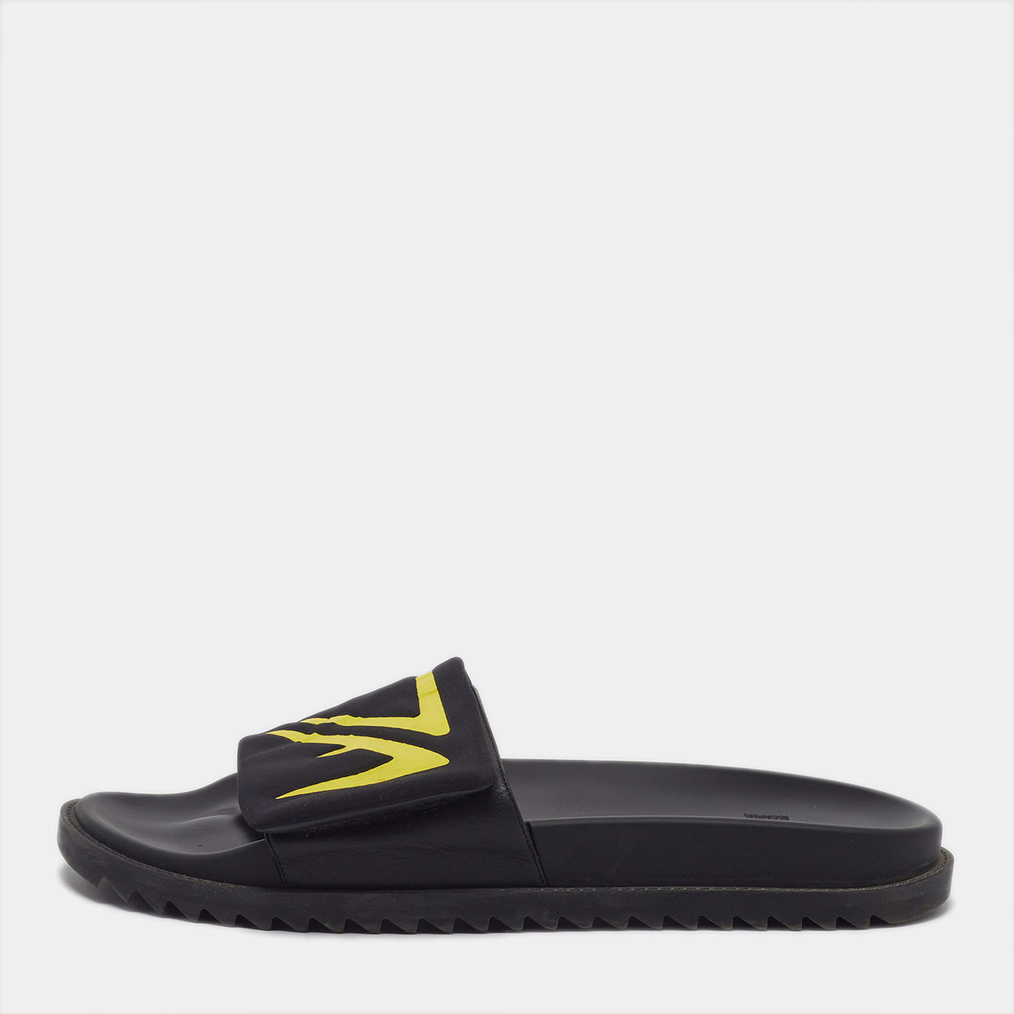 Pre Owned Fendi Size 44 Black Fabric Logo Pool Slide Flats
