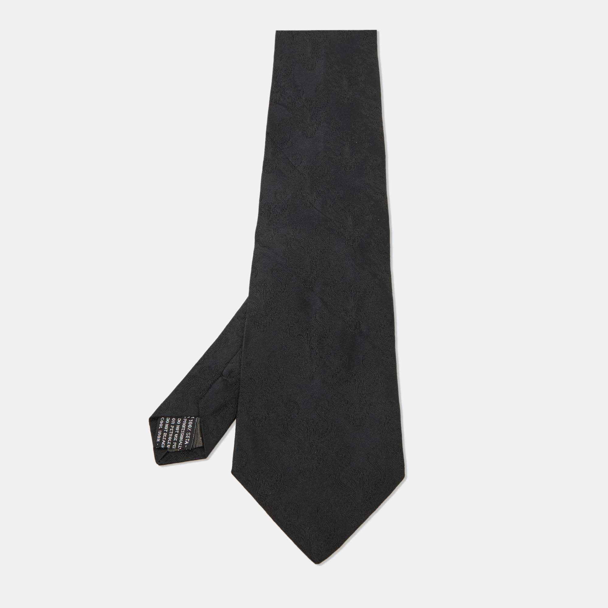   Gianni Versace Vintage Black Silk Traditional Tie