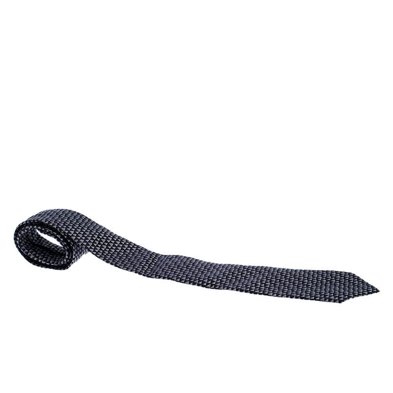 ربطة عنق جورجيو أرماني حرير جاكارد نمط هندسي أزرق كحلي