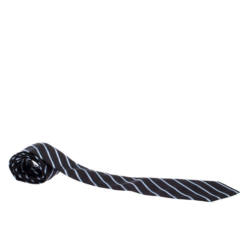 Pre Owned Giorgio Armani Black Diagonal Striped Silk Jacquard Classic Tie