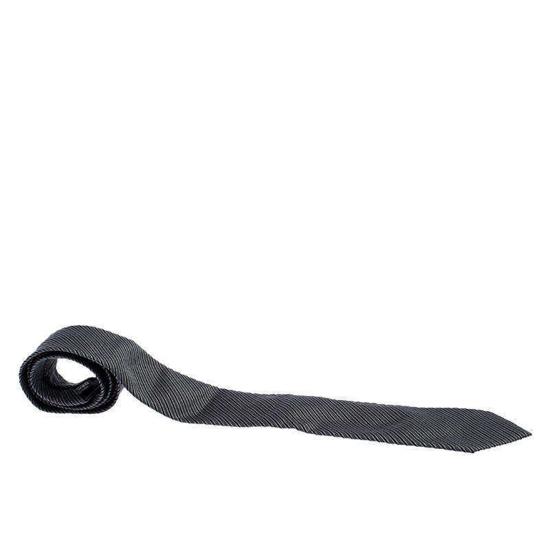 Pre Owned Giorgio Armani Grey Diagonal Striped Silk jacquard Classic Tie