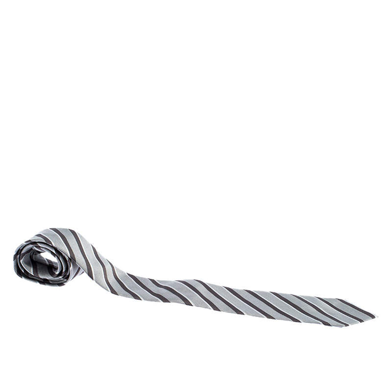 Pre Owned Giorgio Armani Grey Diagonal Striped Silk Jacquard Classic Tie