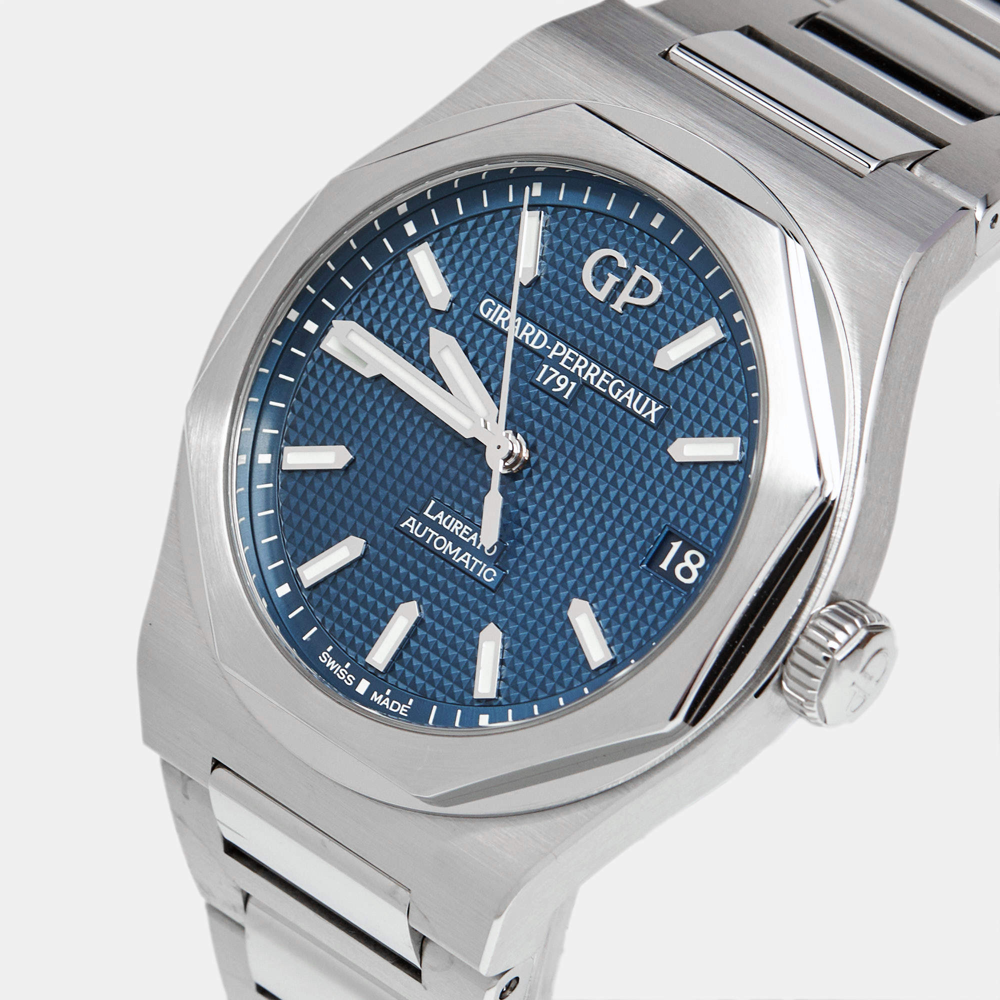Laureato Ice Blue Girard Perregaux Ice Blue Stainless Steel