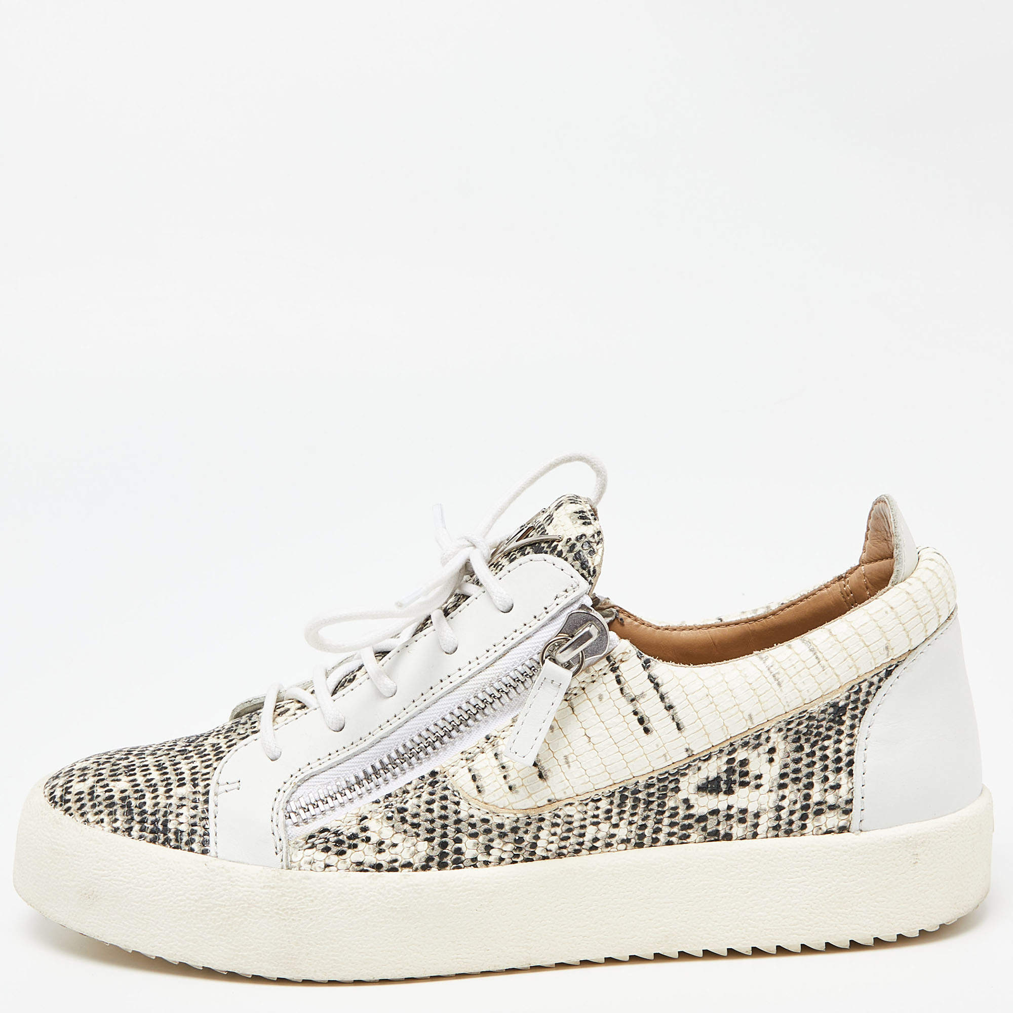Pre Owned Giuseppe Zanotti White/Beige Lizard Embossed and Leather Frankie Sneakers Size 43