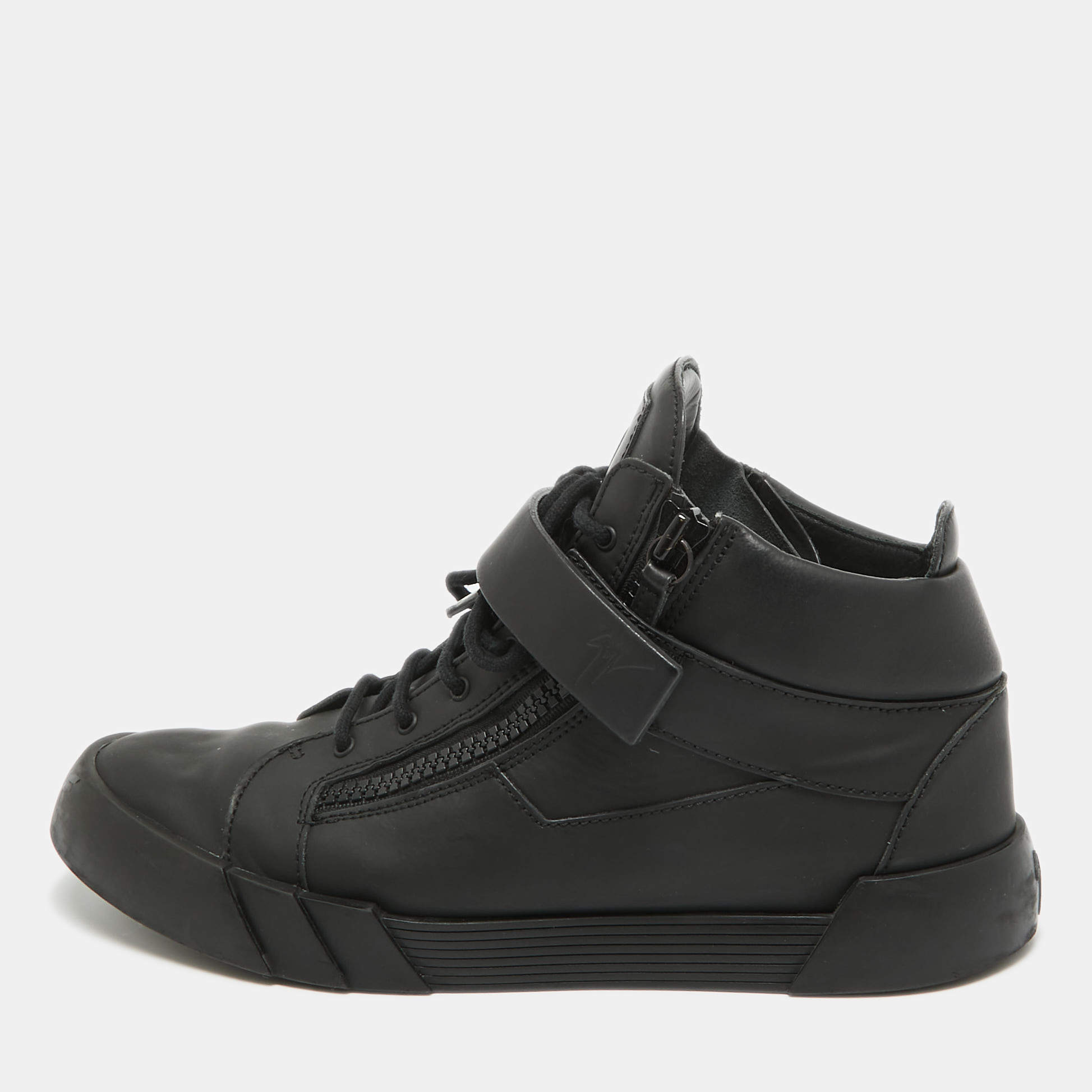 مملوكة مسبقًا Giuseppe Zanotti Black Matte Leather High Top Sneakers 44